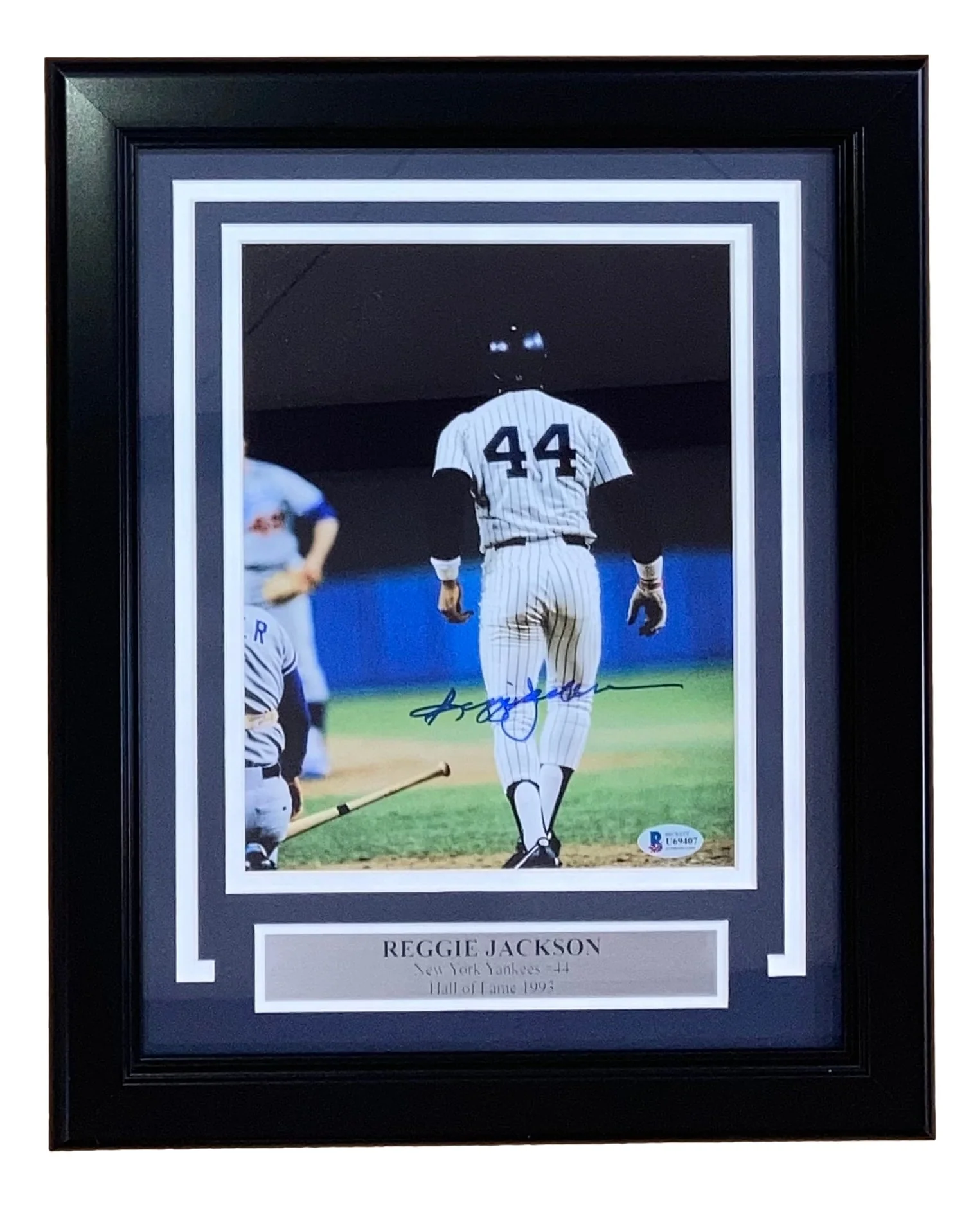 Reggie Jackson Signed Framed 8x10 New York Yankees Home Run Photo BAS - Image 5