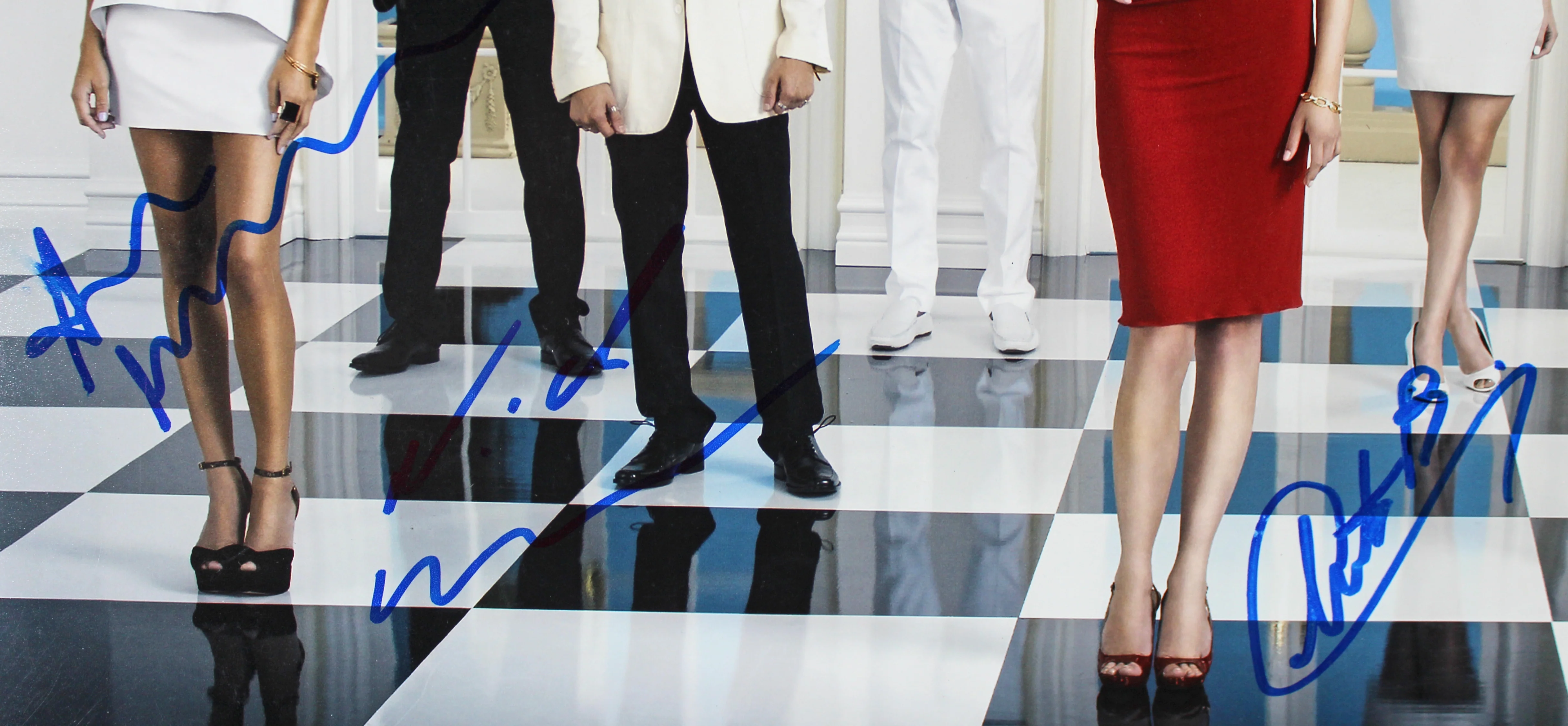 Revenge (6) Allen, Madekwe, Bowman, Paolo, Wechsler, Mann Signed 12x18 Photo BAS - Image 4