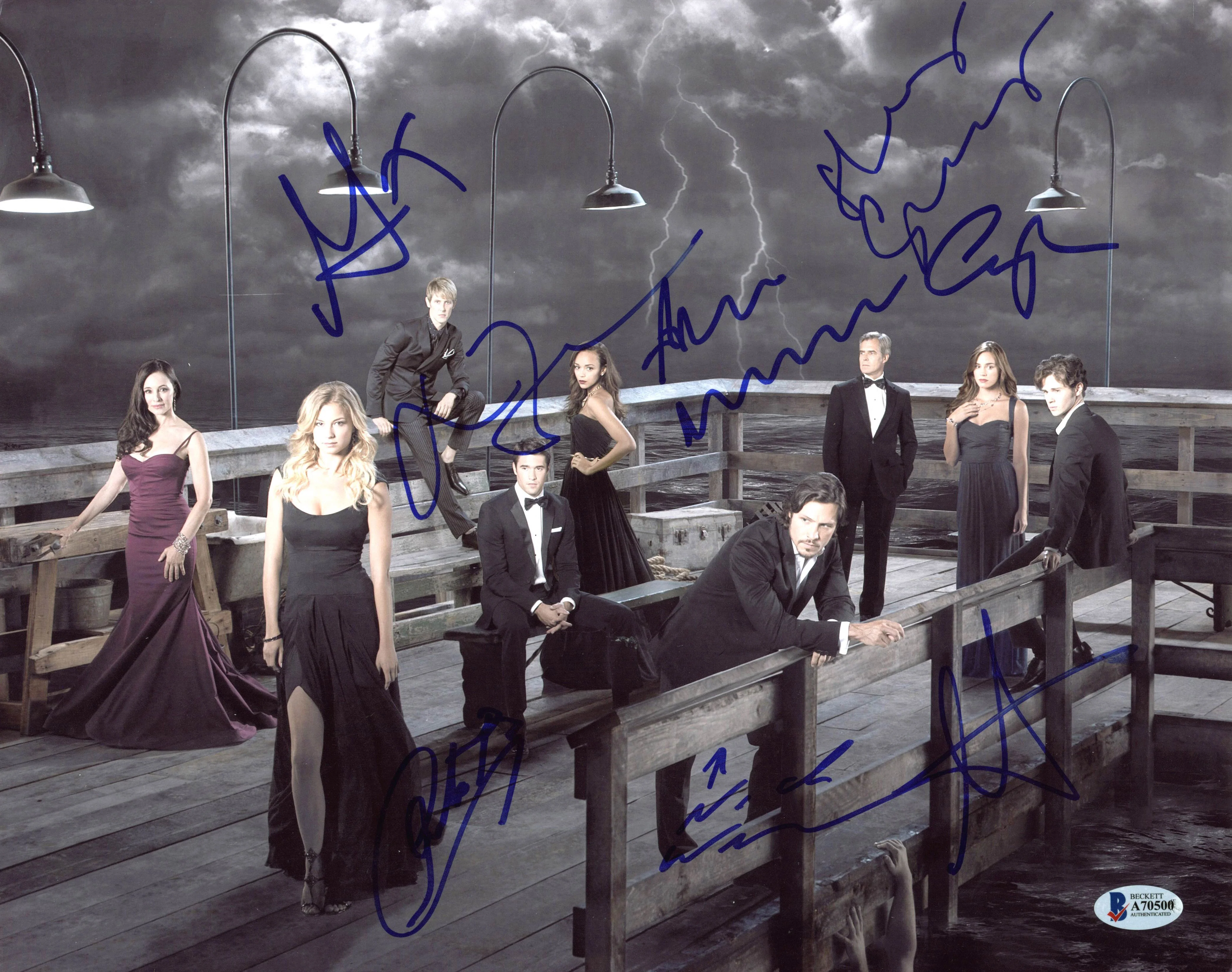 Revenge (8) Wechsler, Bowman, Allen, Madekwe +4 Signed 11x14 Photo BAS #A70500 - Image 2