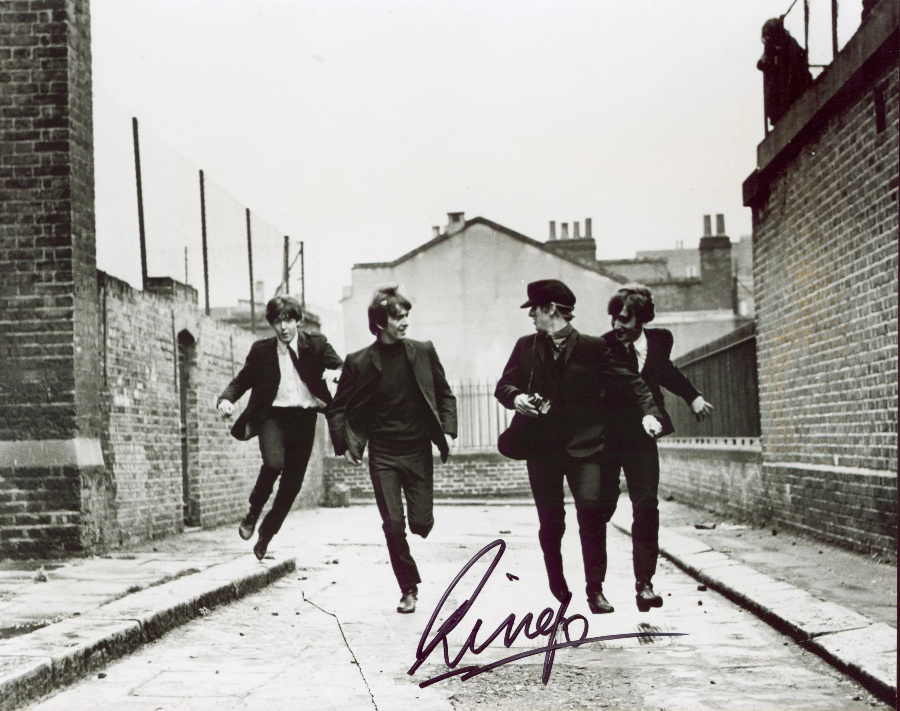 Ringo Starr The Beatles Authentic Signed 8x10 Black & White Photo JSA #XX56332