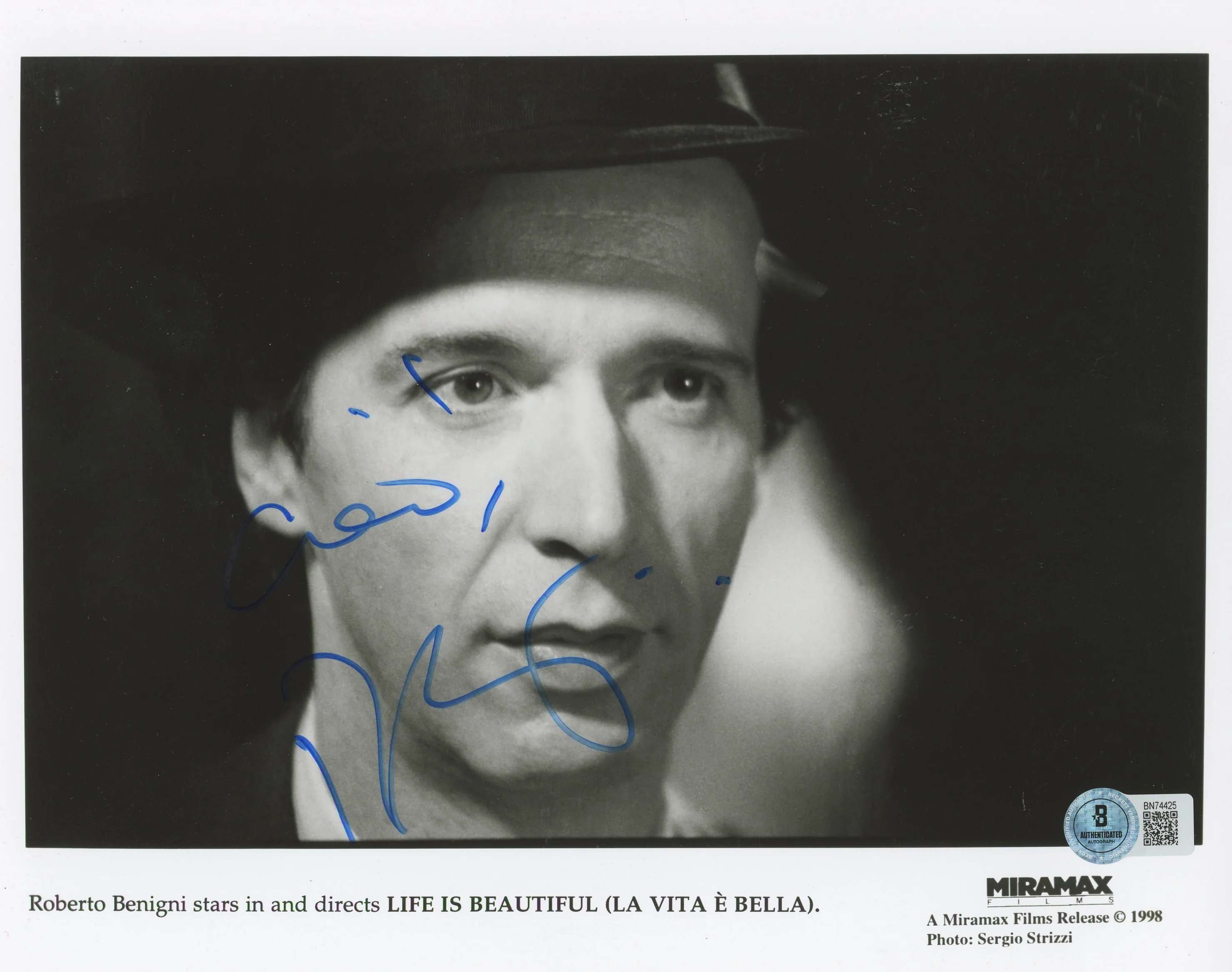 Roberto Benigni Life Is Beautiful Authentic Signed 8x10 Photo BAS #BN74425 - Image 2