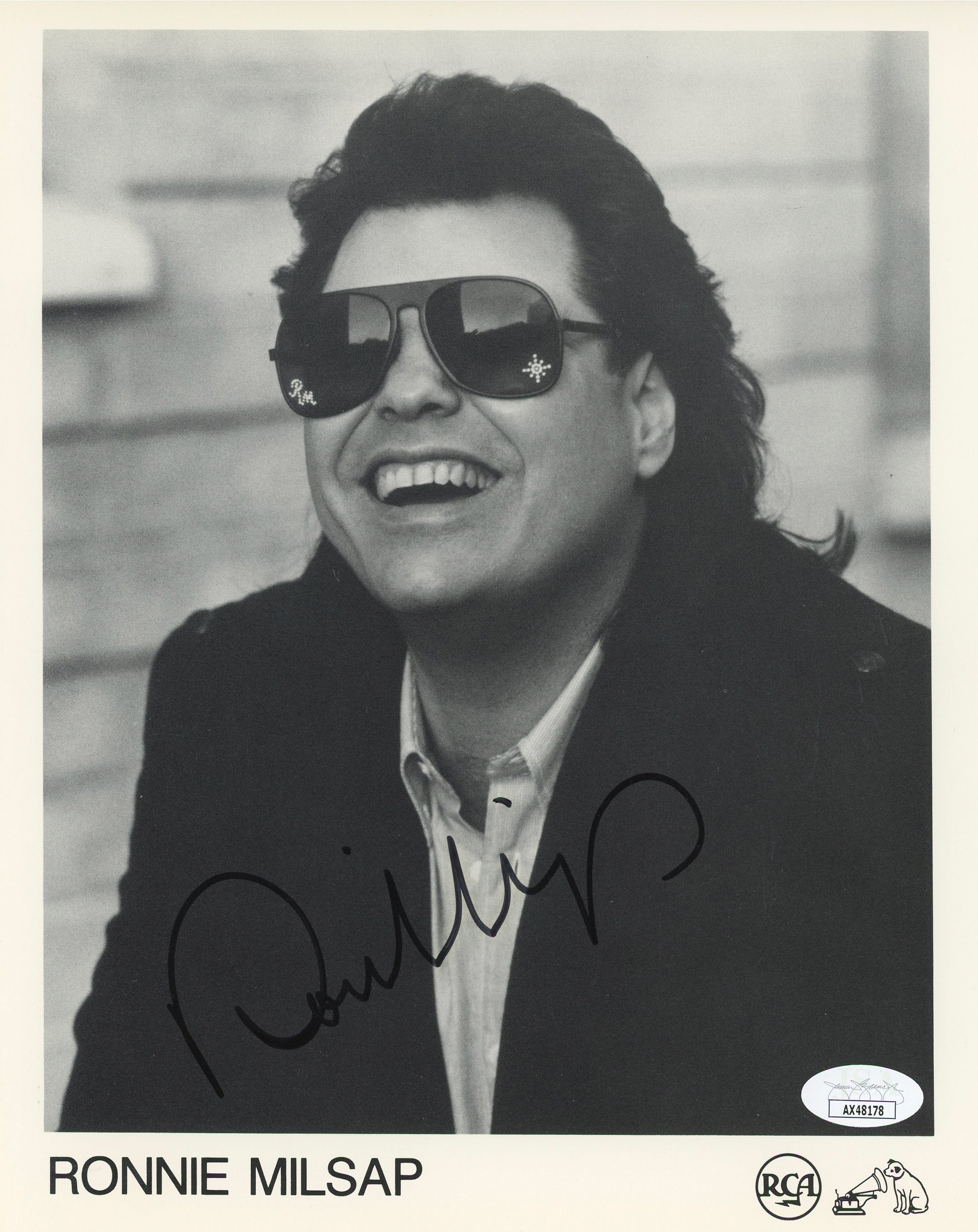 Ronnie Milsap Country Musician Authentic Signed 8x10 Photo JSA #AX48178 - Image 2