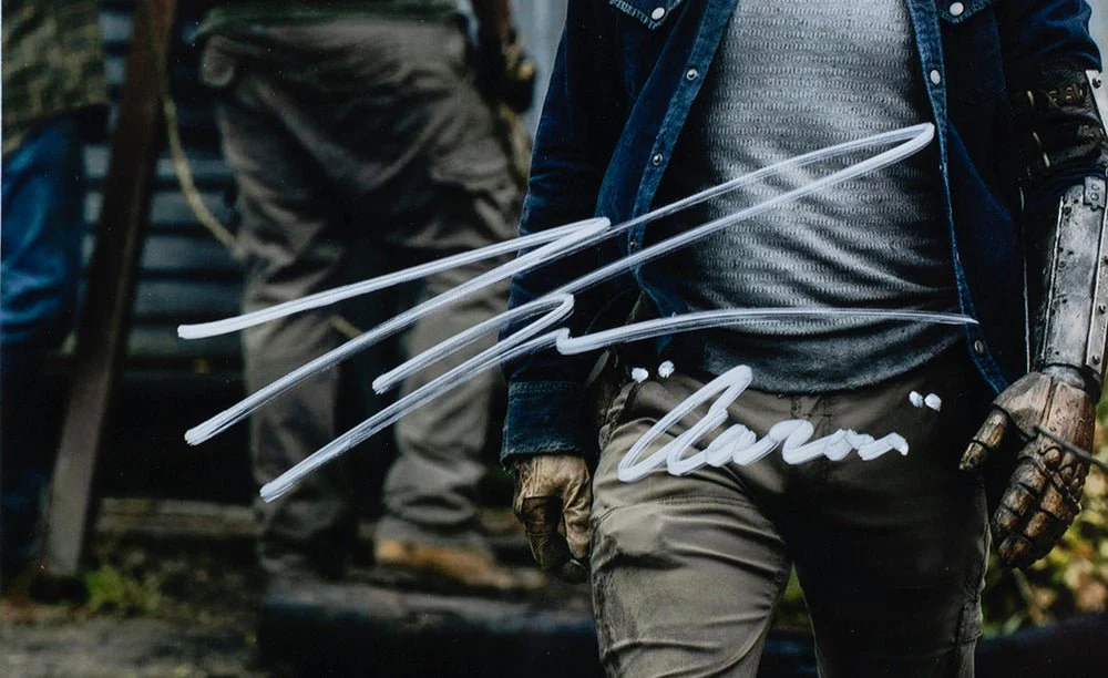 Ross Marquand Signed Framed The Walking Dead 8x10 Aaron Photo JSA - Image 2