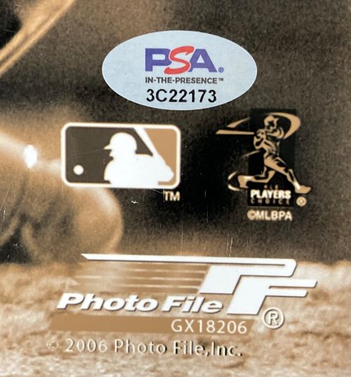 Ryan Howard Signed 16x20 Philadelphia Phillies Photo PSA ITP Hologram - Image 2