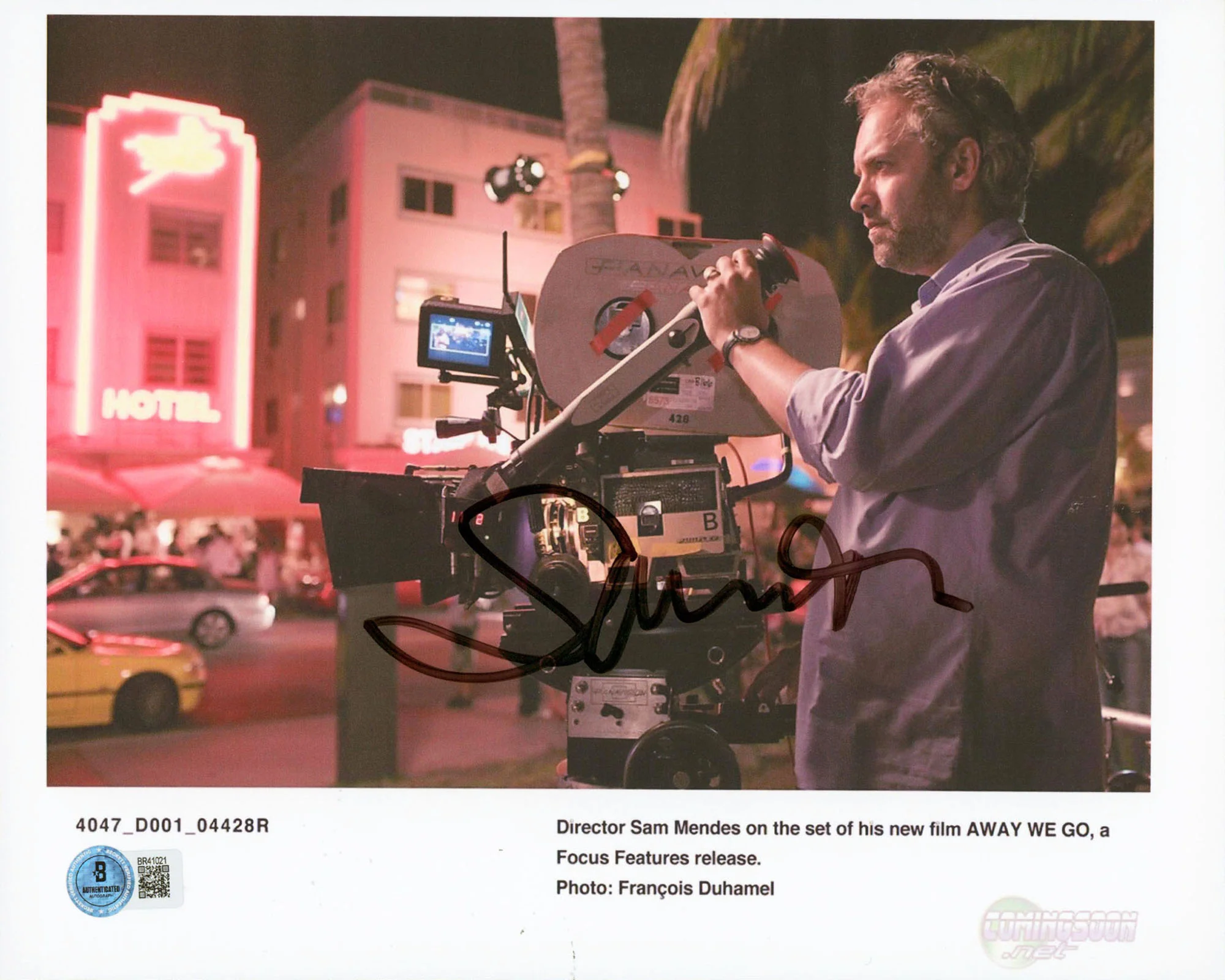 Sam Mendes Away We Go Authentic Signed 8.5x11 Horizontal Photo BAS #BR41021 - Image 2
