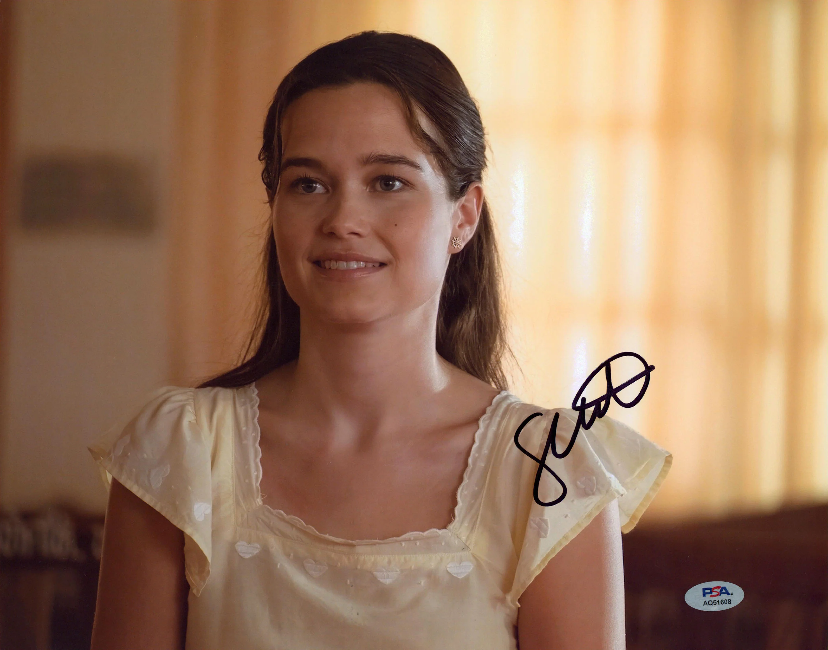 Sarah Catherine Hook The White Lotus Signed 11x14 Photo PSA/DNA #AQ51608 - Image 2
