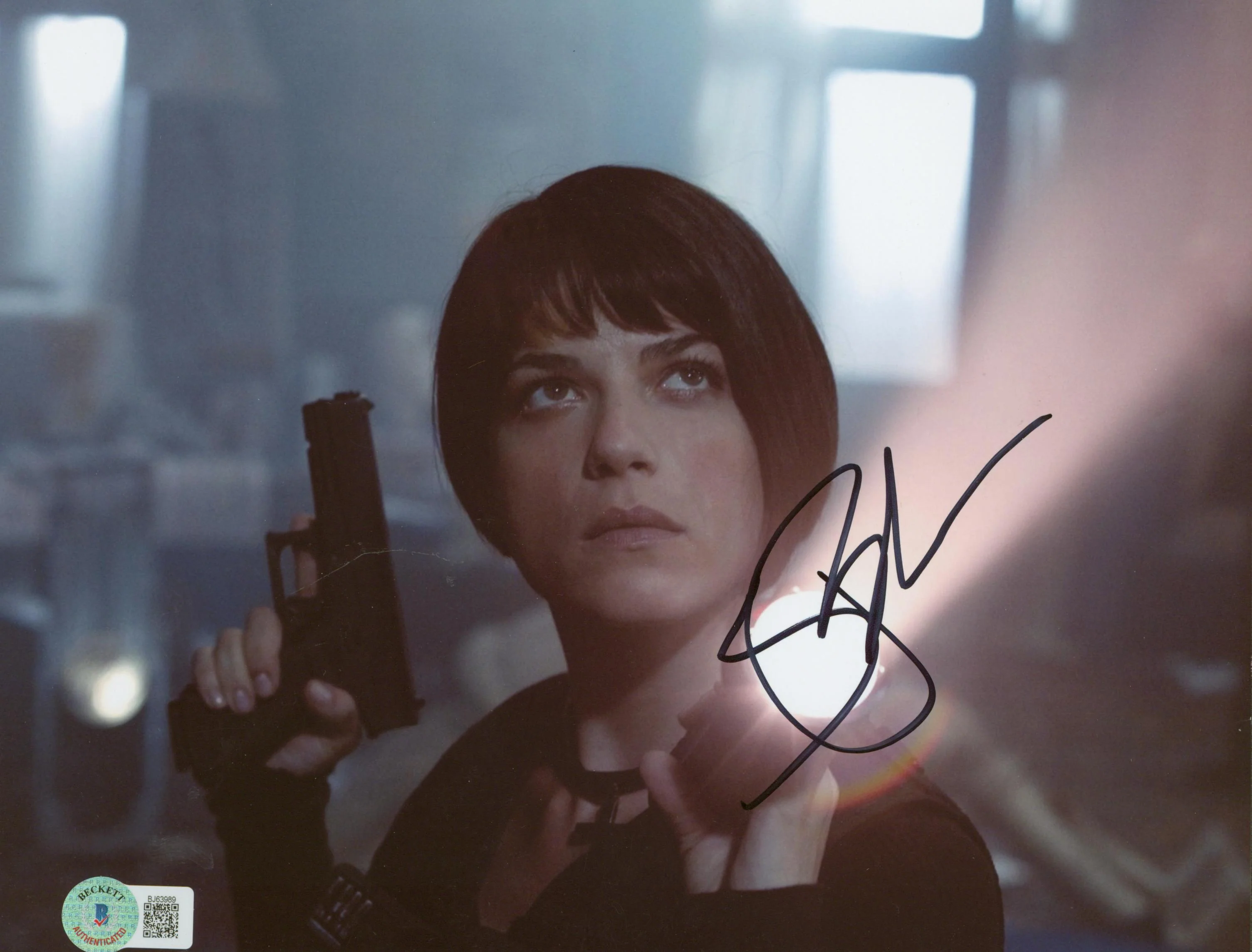 Selma Blair Hellboy Authentic Signed 8x10 Photo Autographed BAS #BJ63989 - Image 2
