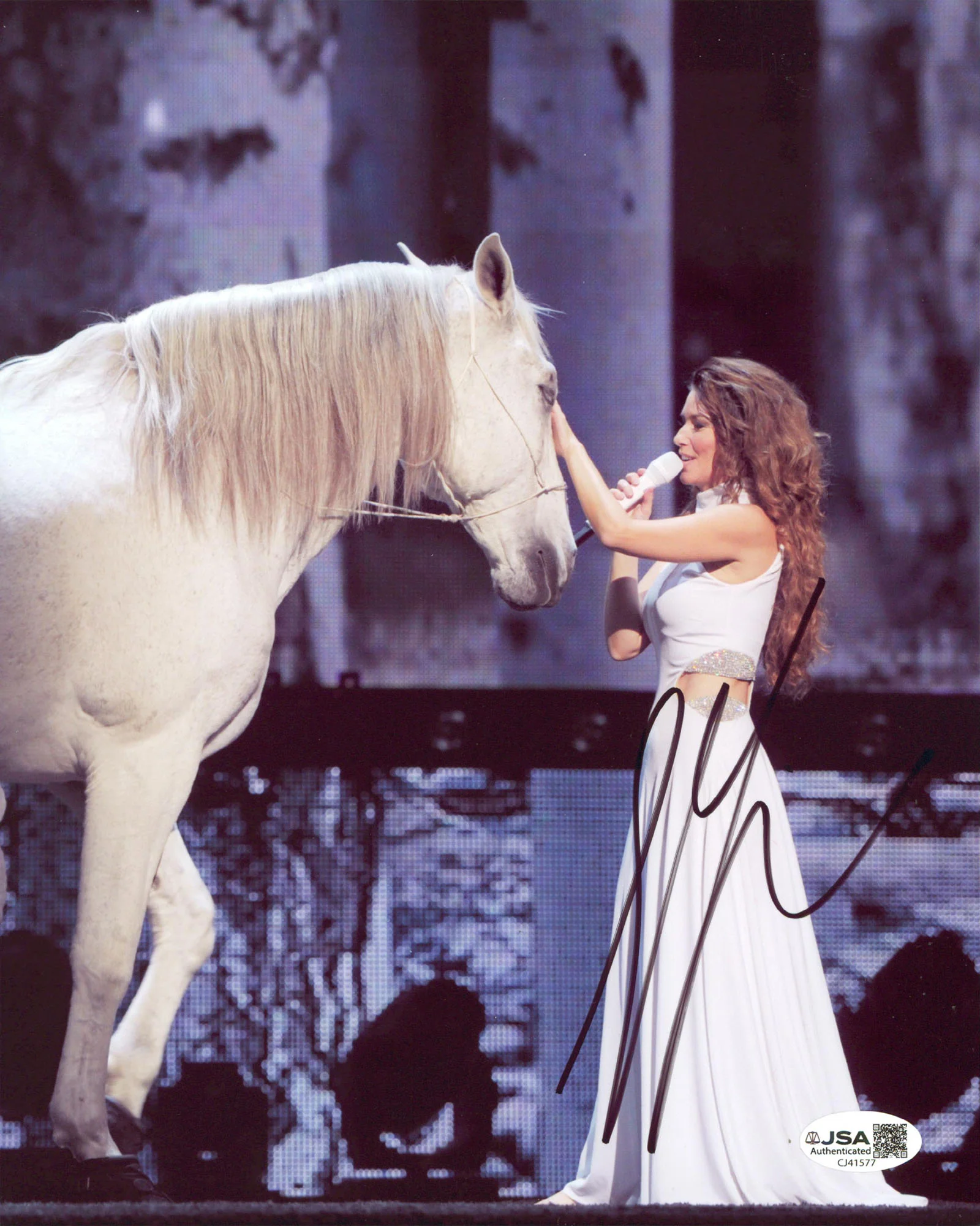 Shania Twain Country Musician Authentic Signed 8x10 Vertical Photo JSA #CJ41577 - Image 2