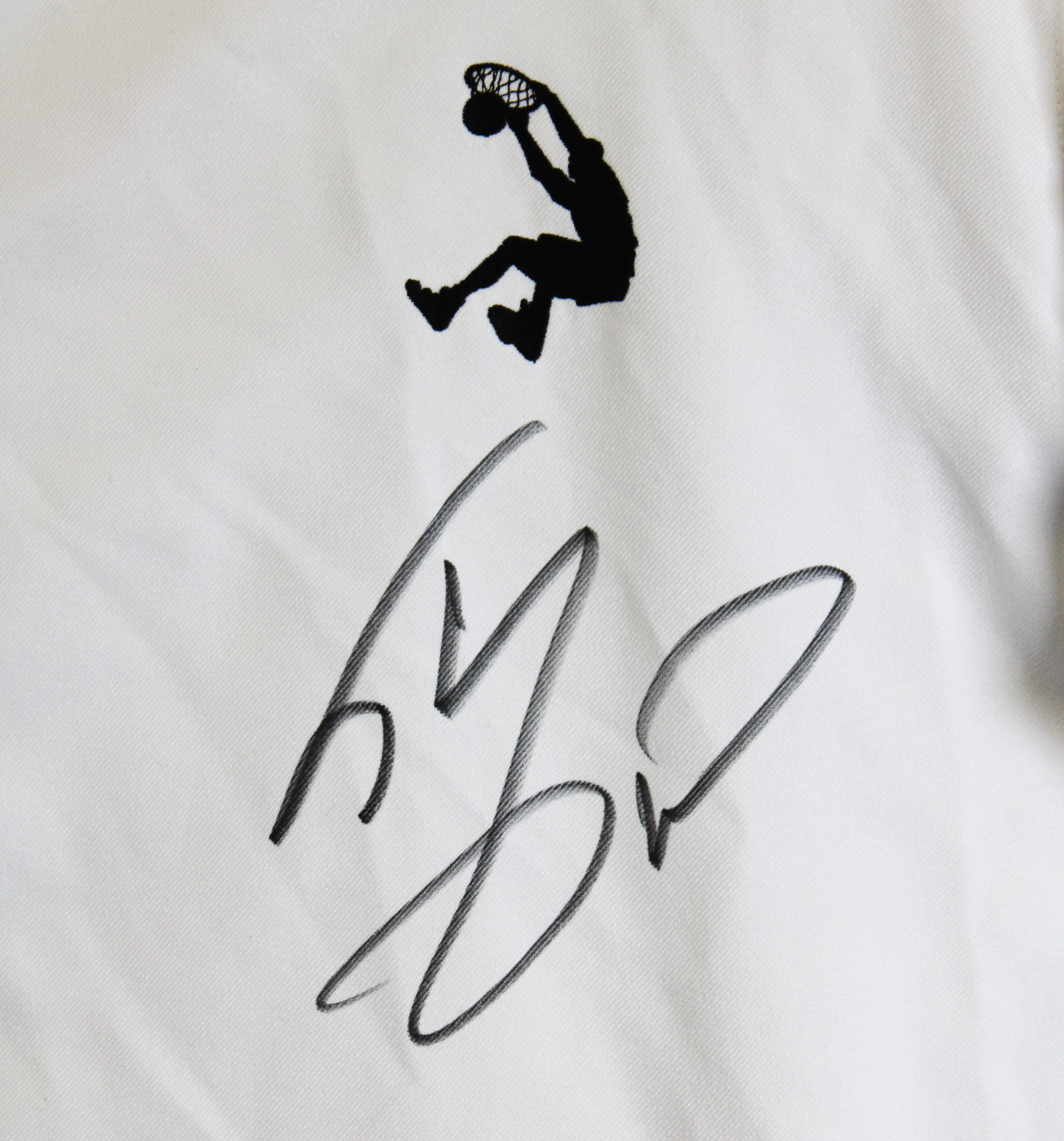 Shaquille O'Neal Authentic Signed White Adidas Warm-Up Jacket BAS Wit #2W958081 - Image 3