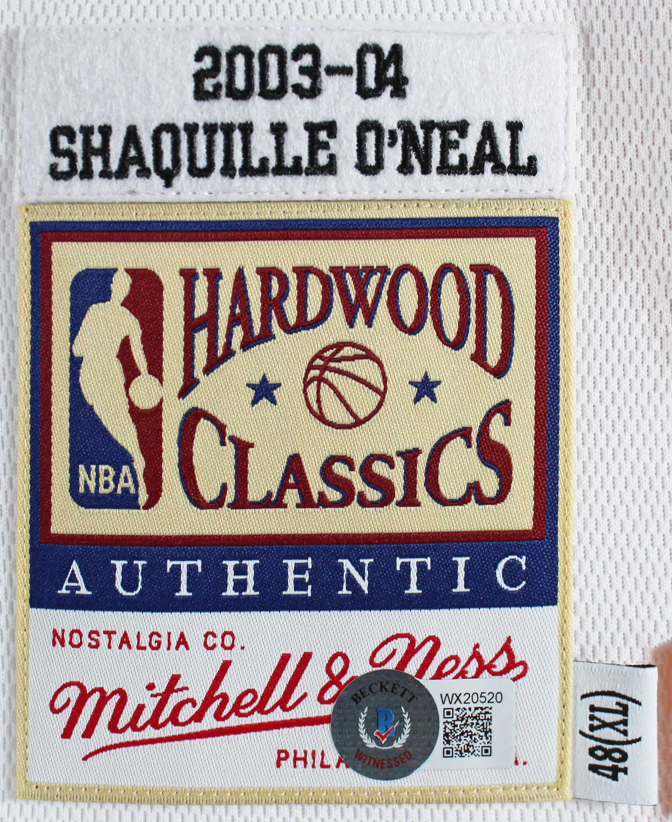 Shaquille O'Neal "HOF 16" Signed White M&N 2003-04 HWC Authentic Jersey BAS Wit - Image 4