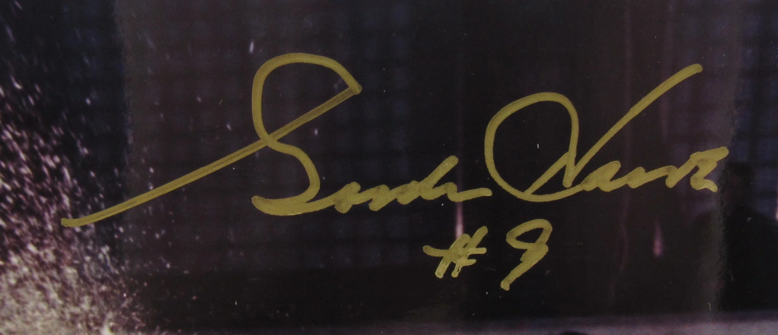 Gordie Howe Signed Auto 8x10 Photo JSA CL12112 - Image 2