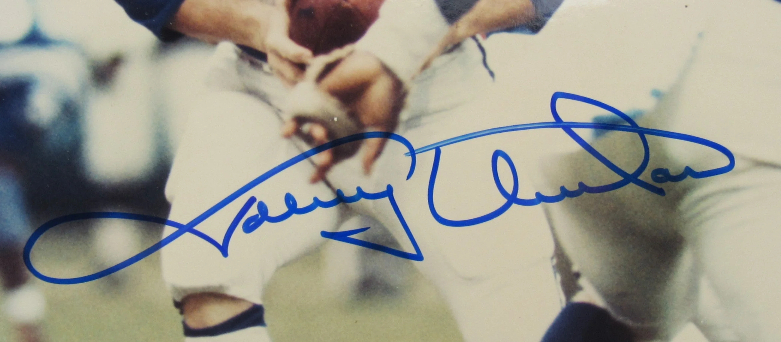 Johnny Unitas Signed Auto 8x10 Photo JSA CM07362 - Image 2