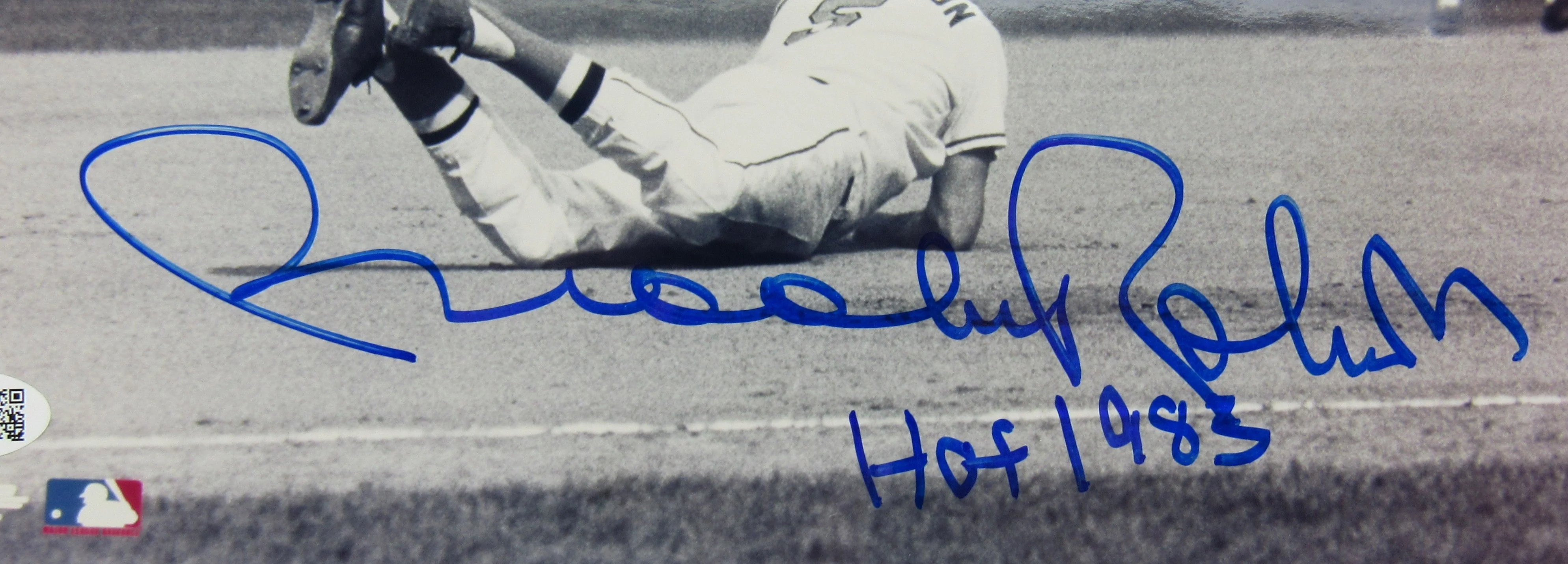 Brooks Robinson Signed Auto 8x10 Photo JSA CM07399 - Image 3