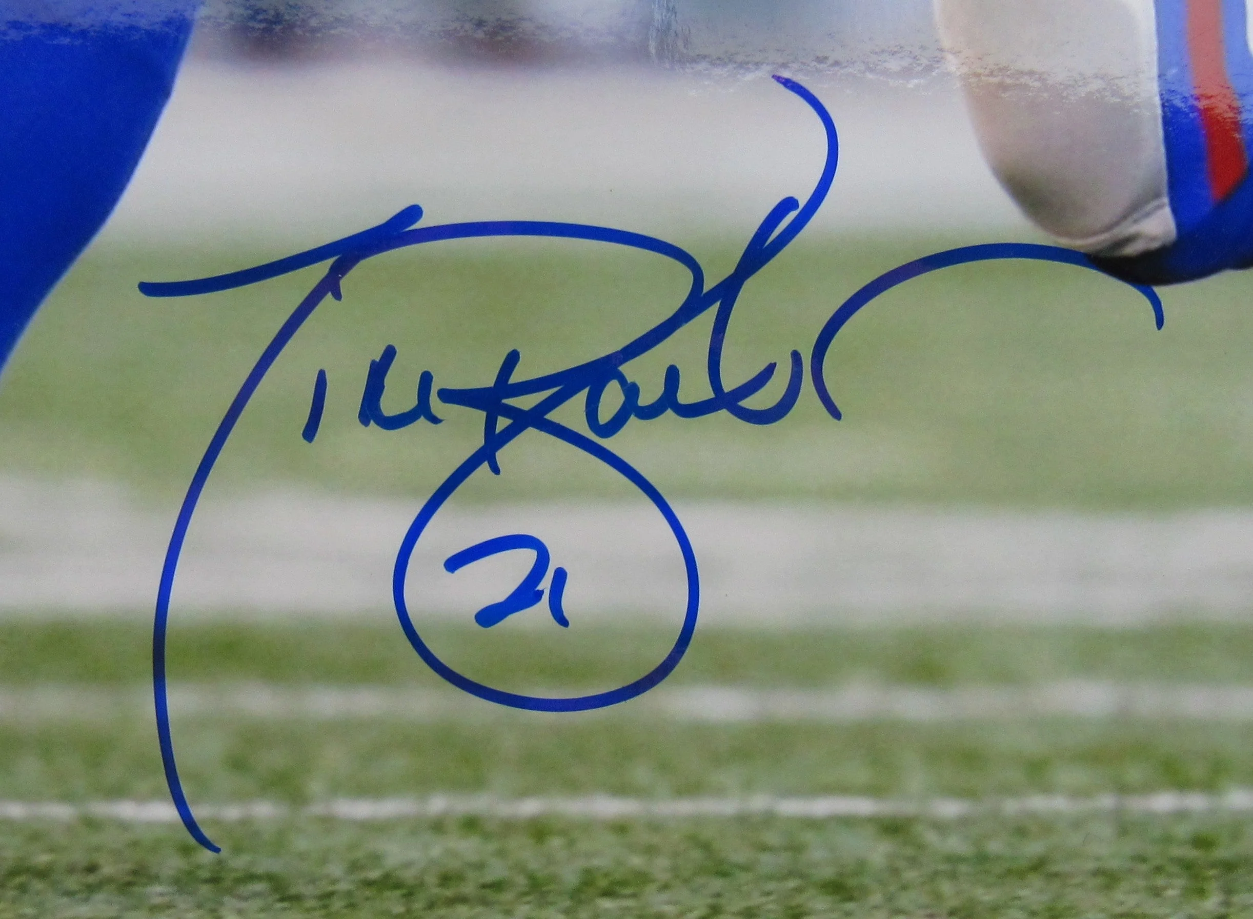 Tiki Barber Signed Auto 11x14 Photo JSA CM07417 - Image 2