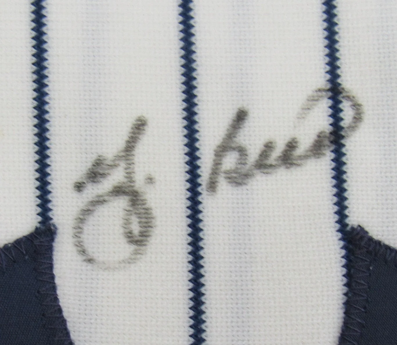 Yogi Berra Signed Yankees Jersey JSA CL12150 - VINTAGE GAMER GAME USED JERSEY - Image 2