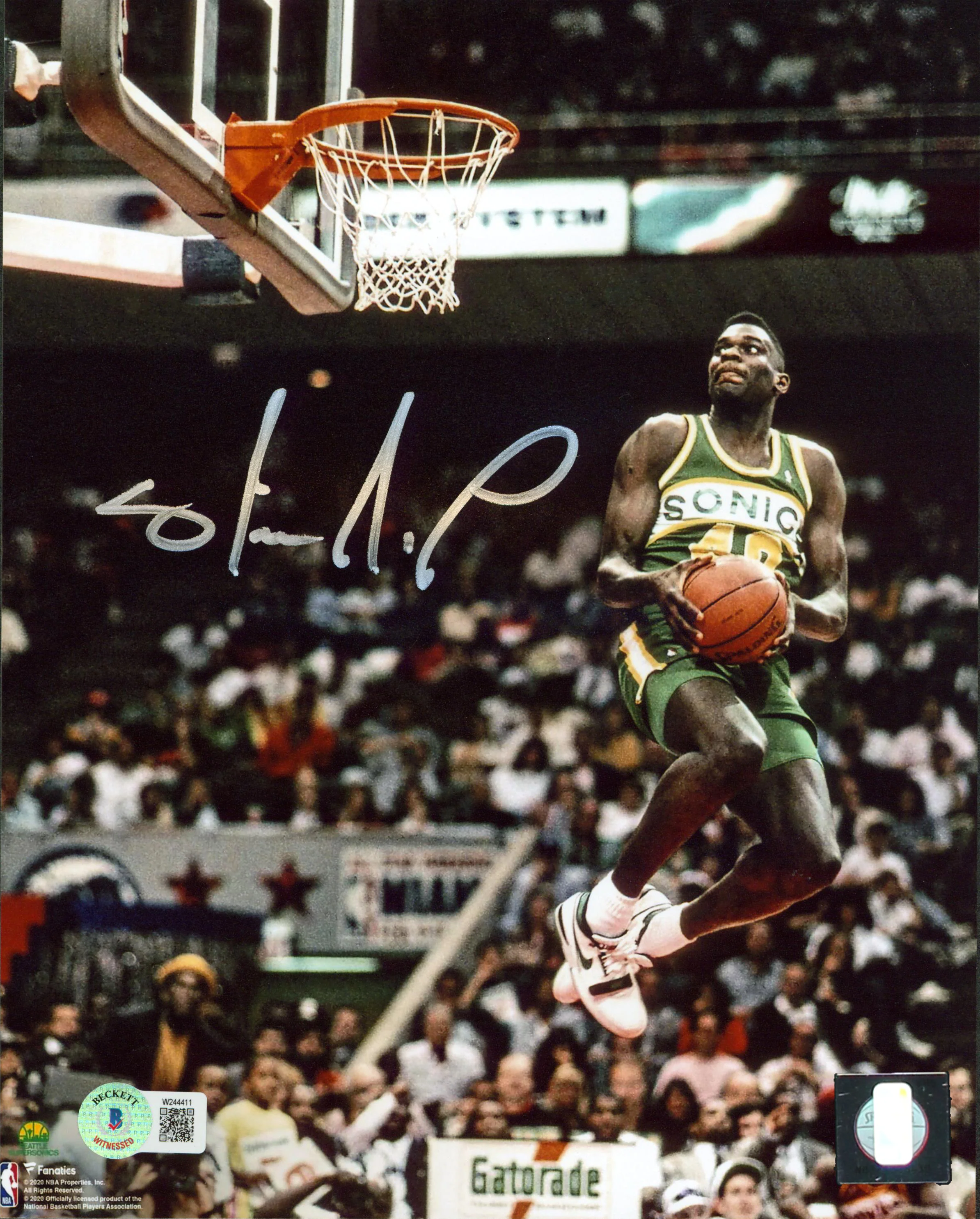 Sonics Shawn Kemp Authentic Signed 8x10 Vertical Photo BAS Witnessed - Image 2