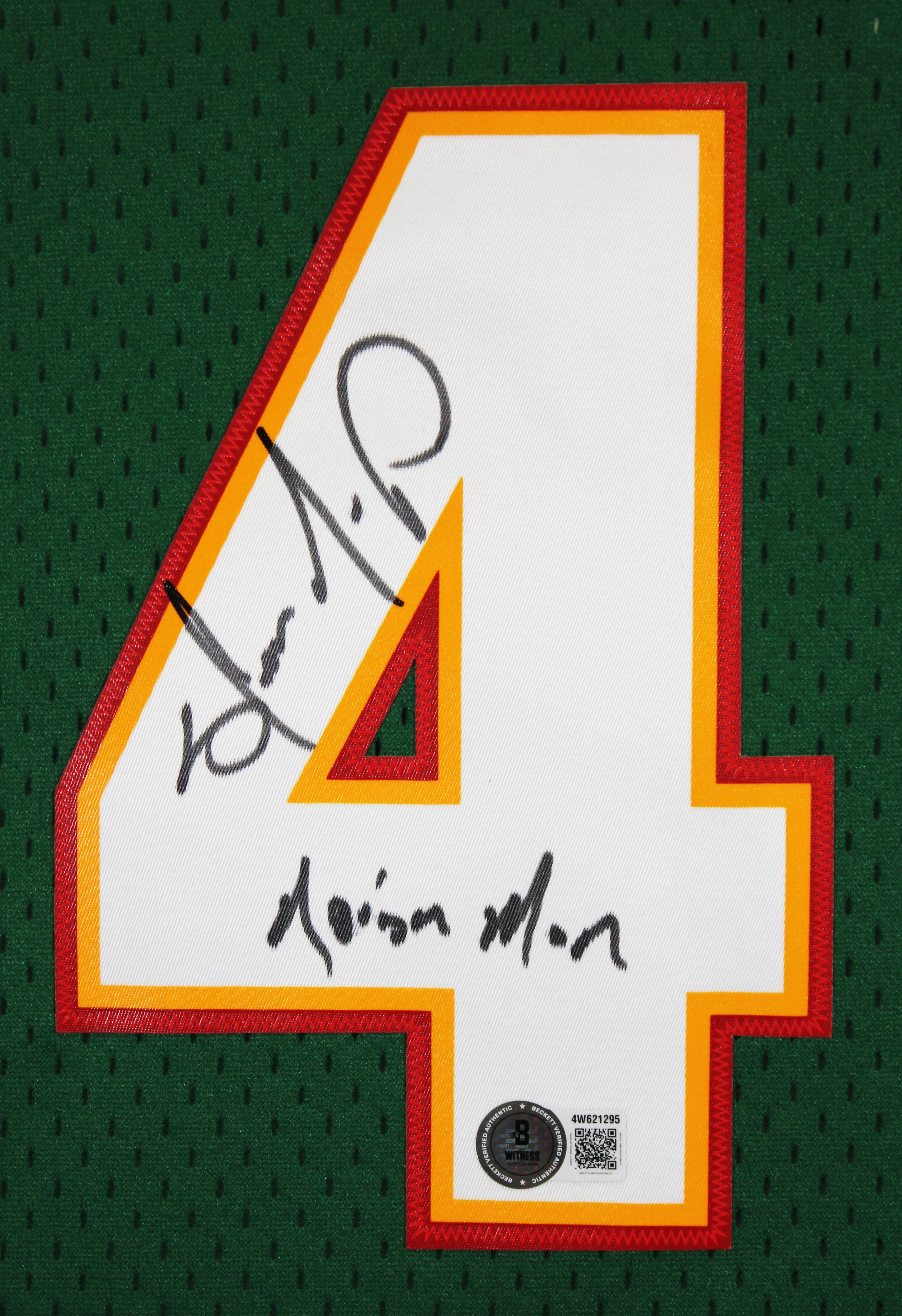 Sonics Shawn Kemp "Reign Man" Signed Green M&N 1995-96 HWC Swingman Jersey BAS W - Image 4