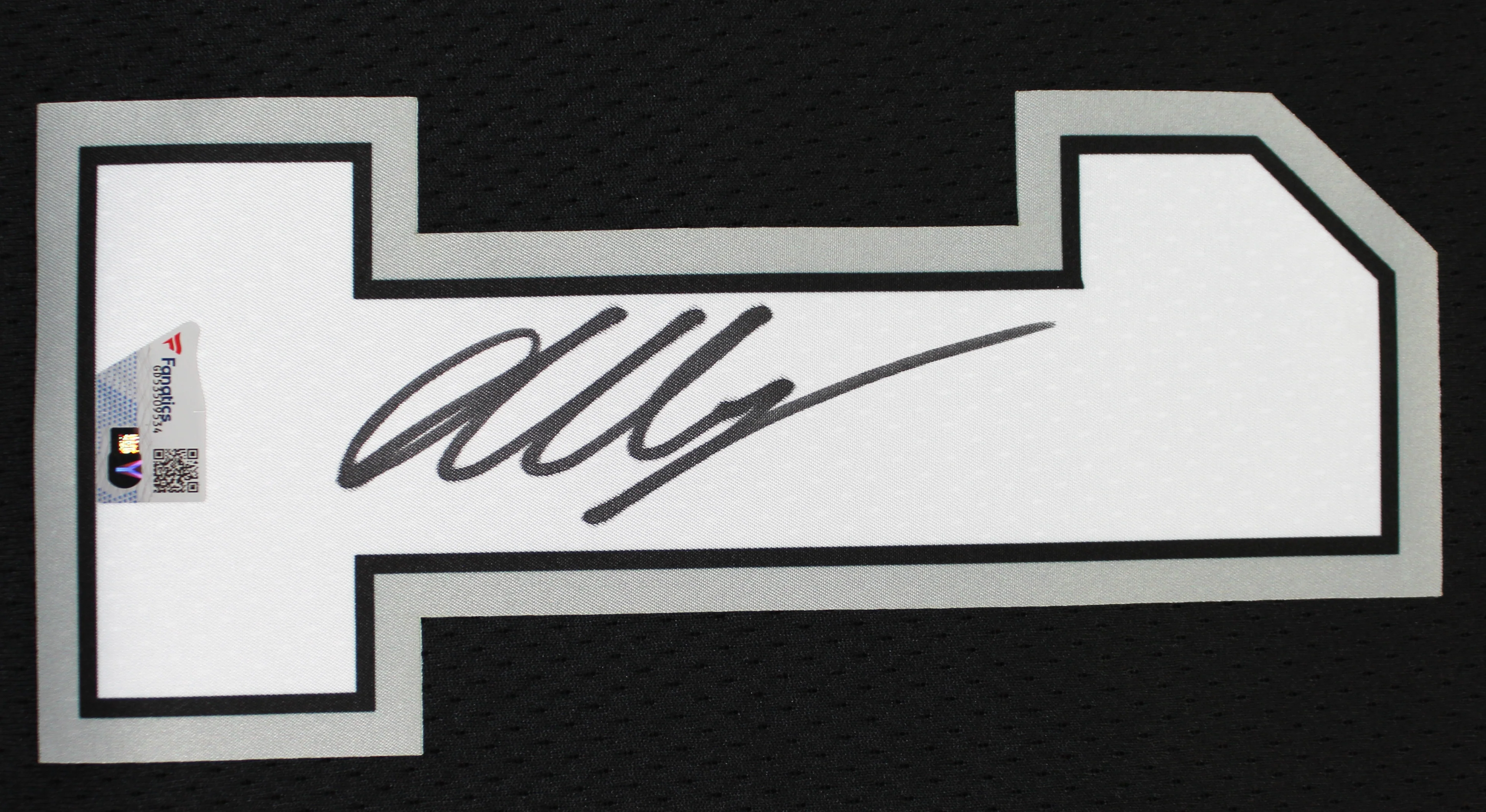 Spurs Victor Wembanyama Authentic Signed Black Nike Icon Edition Jersey Fanatics - Image 3
