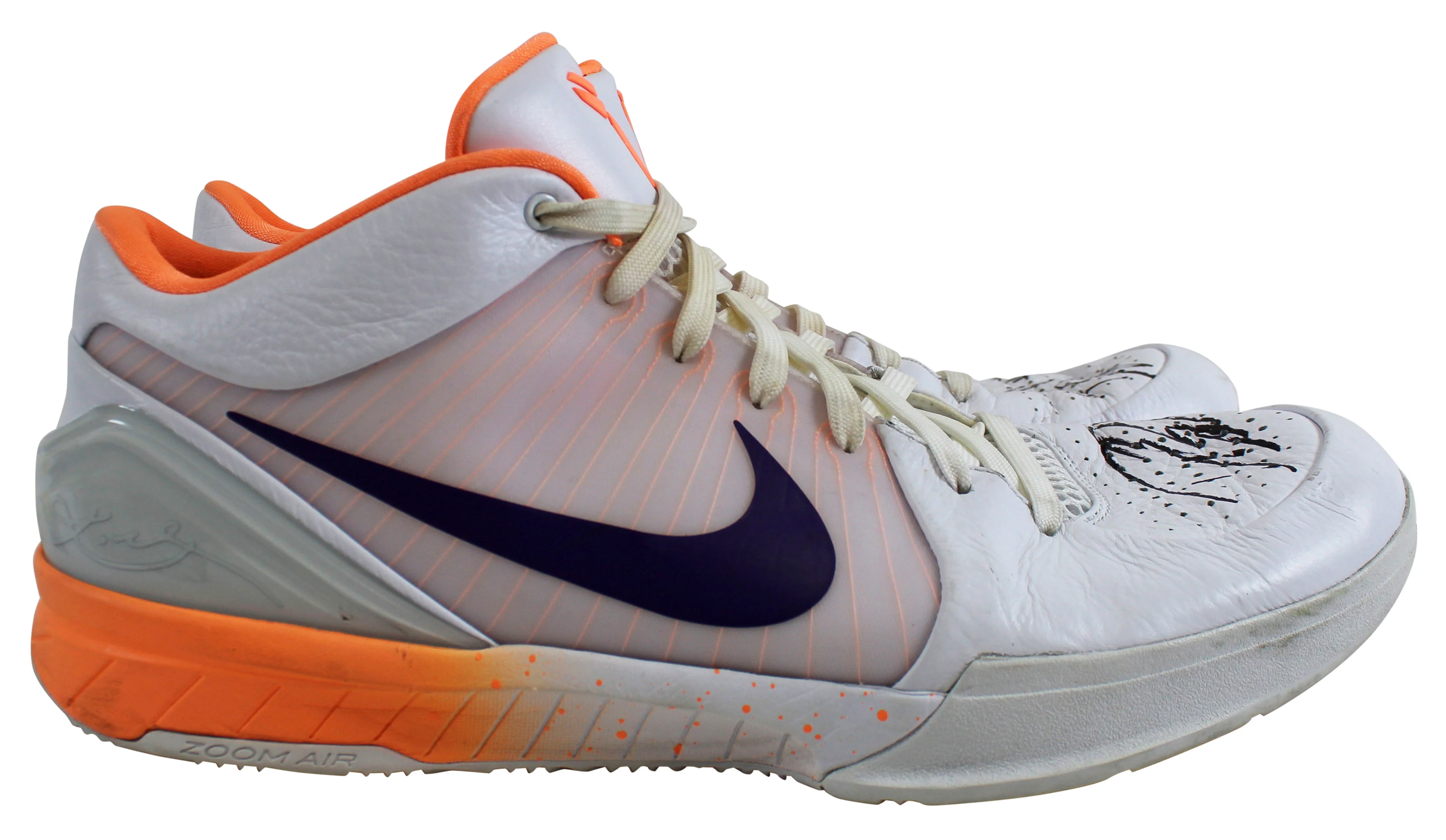 Suns Devin Booker Signed 2019-20 Game Used Nike Kobe IV Shoes BAS & Photomatched - Image 8