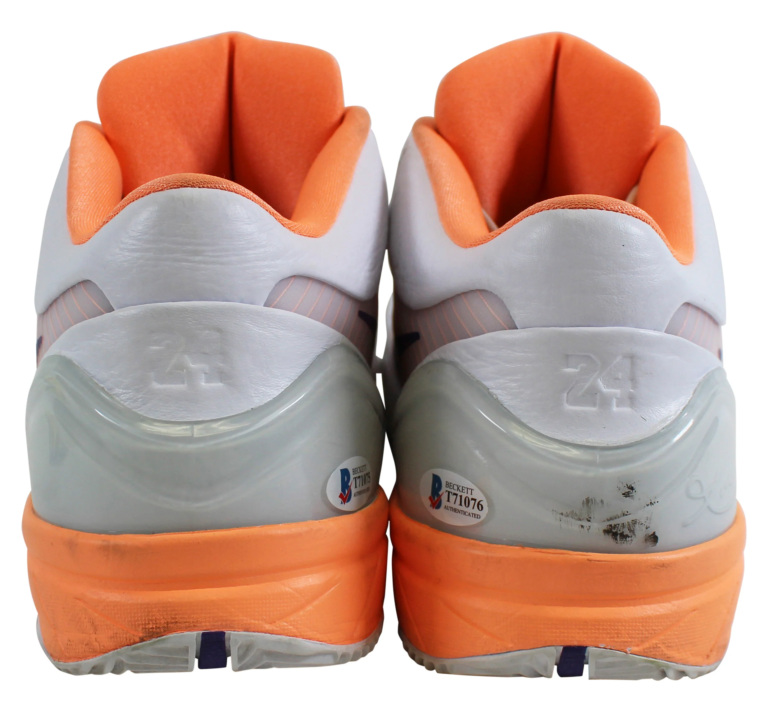 Suns Devin Booker Signed 2019-20 Game Used Nike Kobe IV Shoes BAS & Photomatched - Image 9