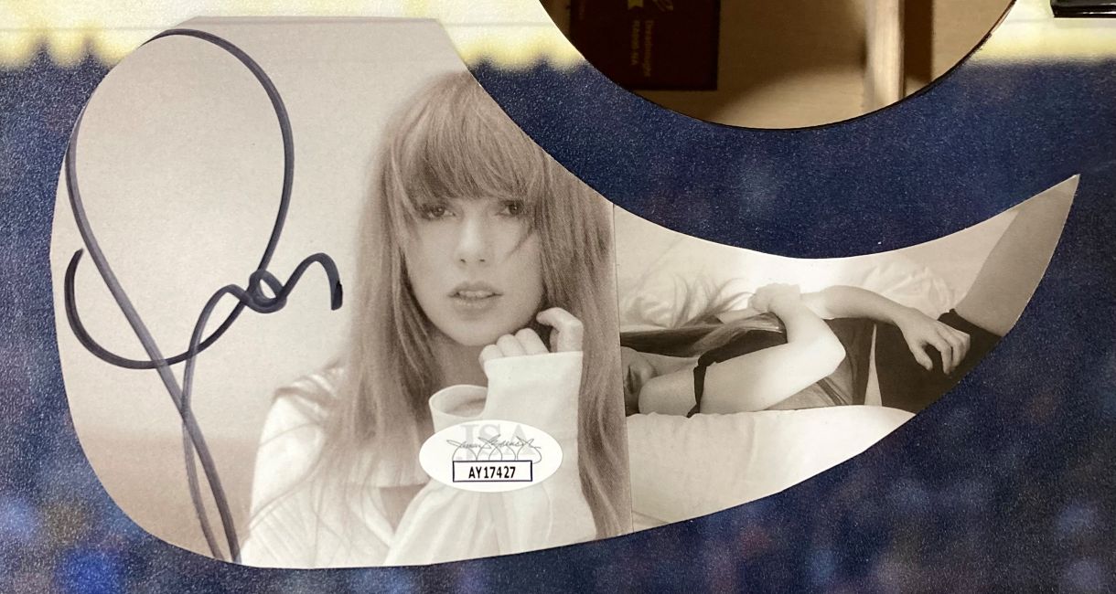 Taylor Swift Signed 41" Red Jacket Graphic Acoustic Guitar JSA - Image 2