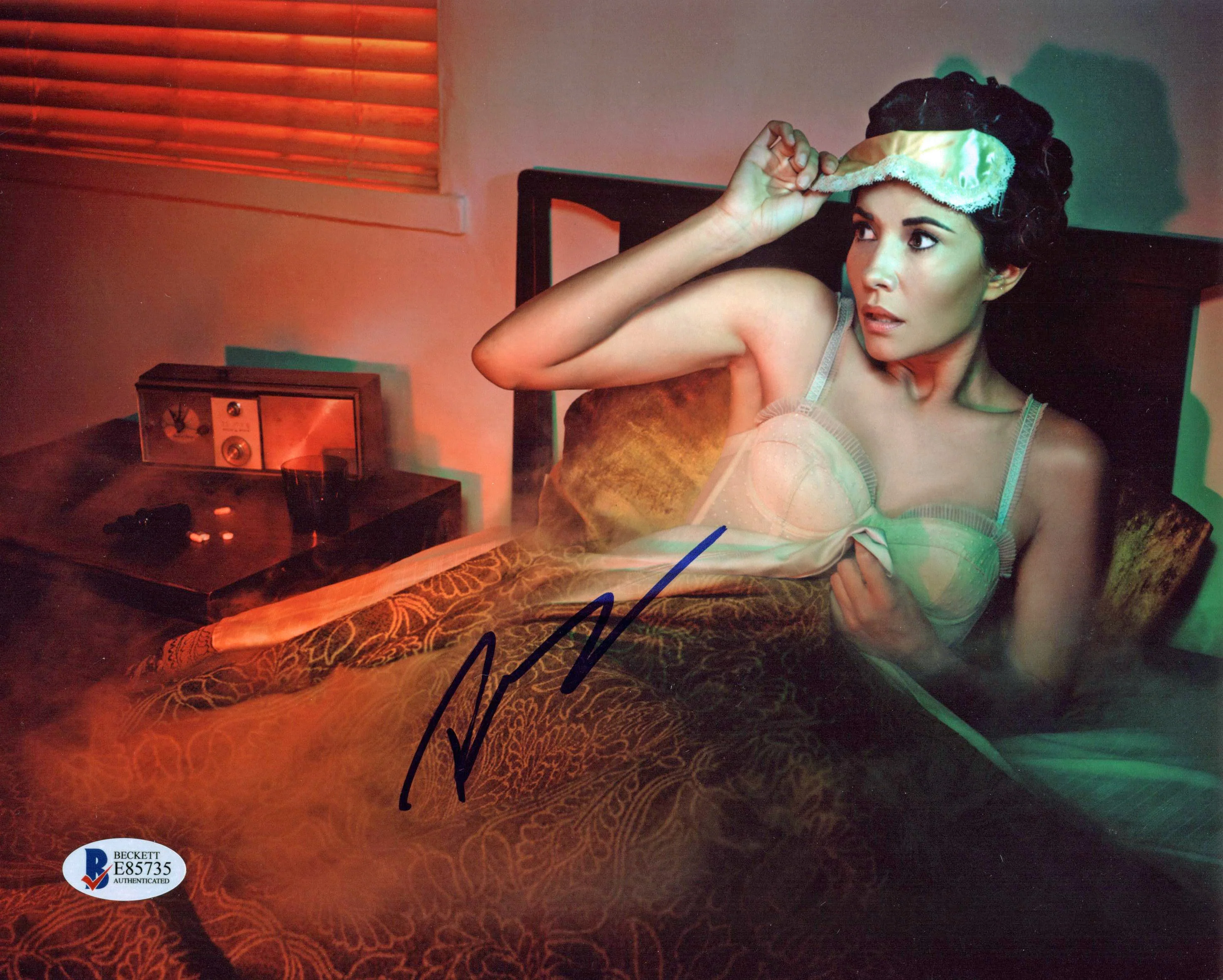 Tamara Feldman Hatchet Authentic Signed 8x10 Photo Autographed BAS #E85735