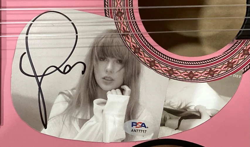 Taylor Swift Signed 38" Totured Poets Department Pink Acoustic Guitar PSA Holo - Image 2