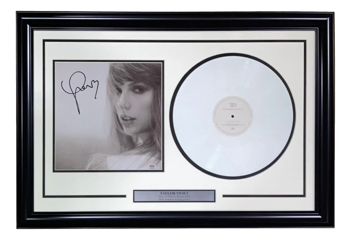 Taylor Swift Signed Framed RARE Heart Insert w/ Tortured Poets Vinyl PSA/DNA