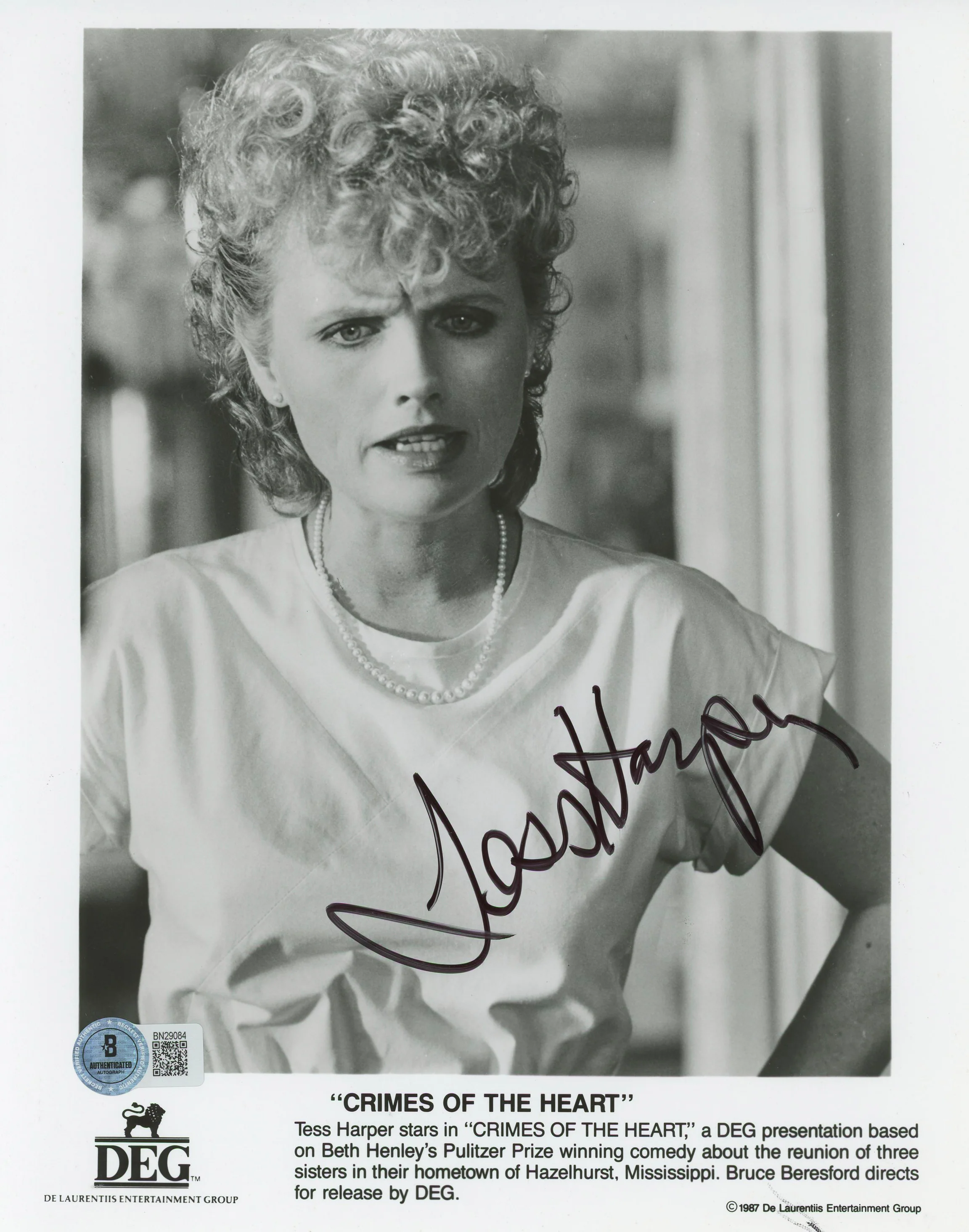 Tess Harper Crimes of the Heart Authentic Signed 8x10 Photo BAS #BN29084 - Image 2