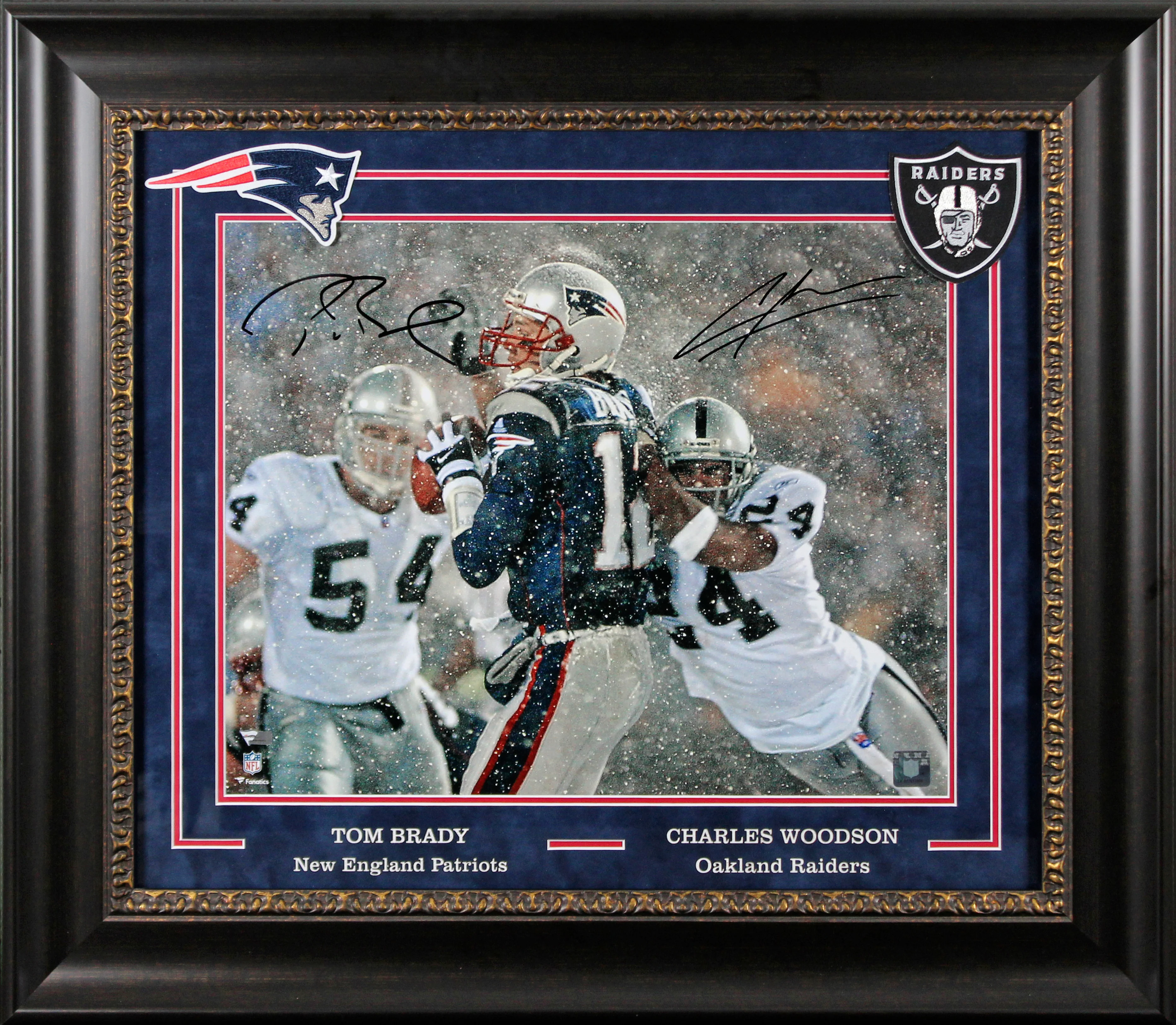 Tom Brady & Charles Woodson Signed 16x20 Framed Photo Fanatics #AA0109972 - Image 2
