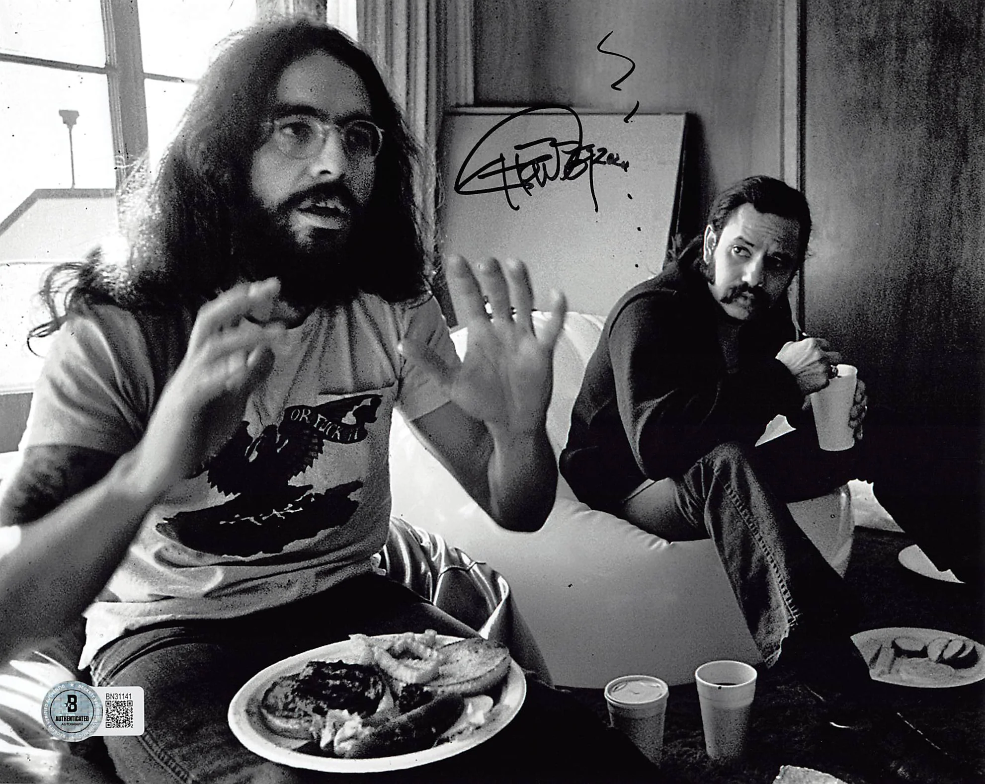 Tommy Chong Cheech & Chong Signed 8x10 Horizontal Photo w/ Black Sig BAS 5 - Image 2