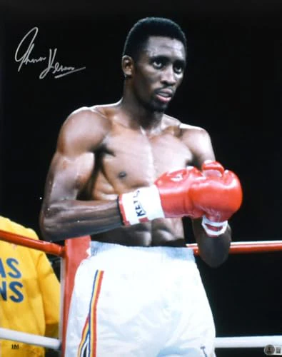 Tommy Hearns Autographed 16X20 In Ring Photo- Beckett W Hologram *Silver - Image 7