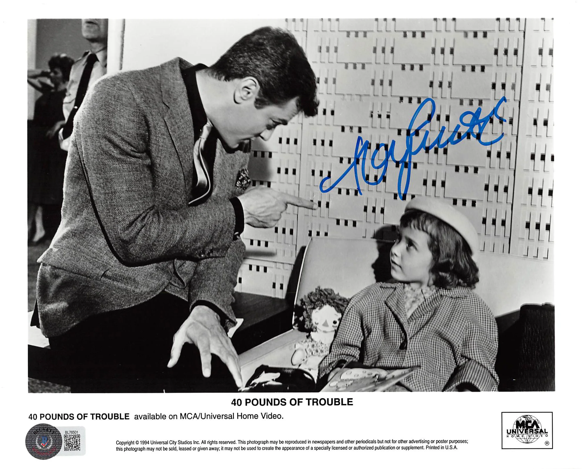 Tony Curtis 40 Pounds of Trouble Authentic Signed 8x10 Photo BAS #BL76501