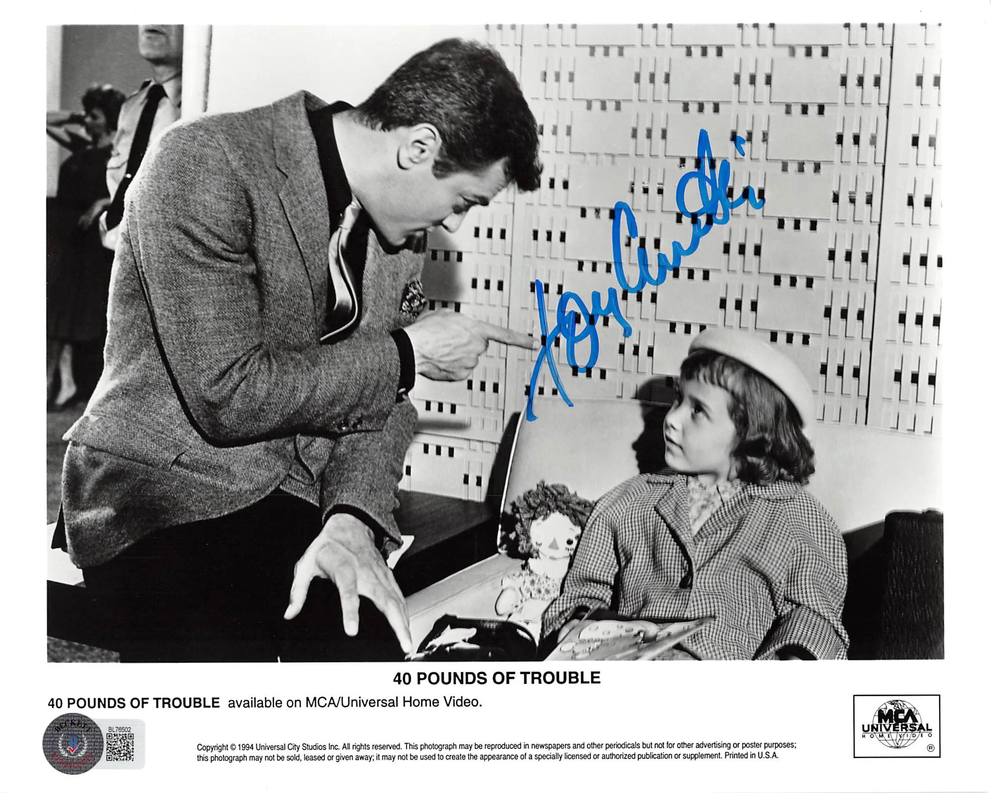 Tony Curtis 40 Pounds of Trouble Authentic Signed 8x10 Photo BAS #BL76502 - Image 2