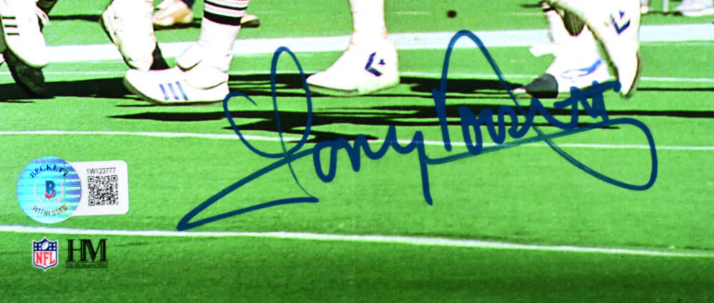 Tony Dorsett Signed Cowboys 8x10 Running V. Eagles Photo-Beckett W Holo *Blue - Image 2