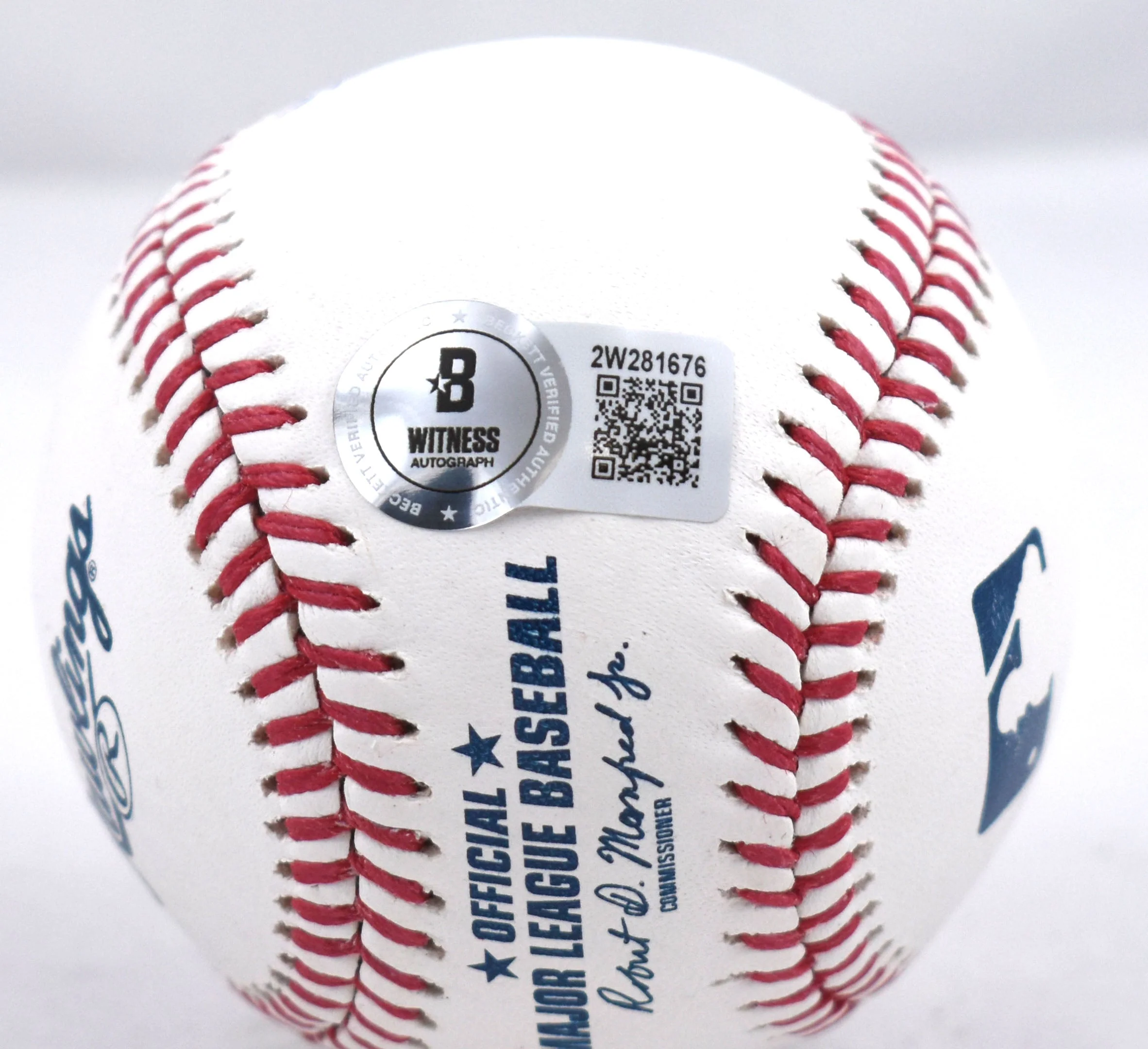 Tony La Russa Autographed Rawlings OML Baseball w/ Stats - Beckett W Hologram - Image 3
