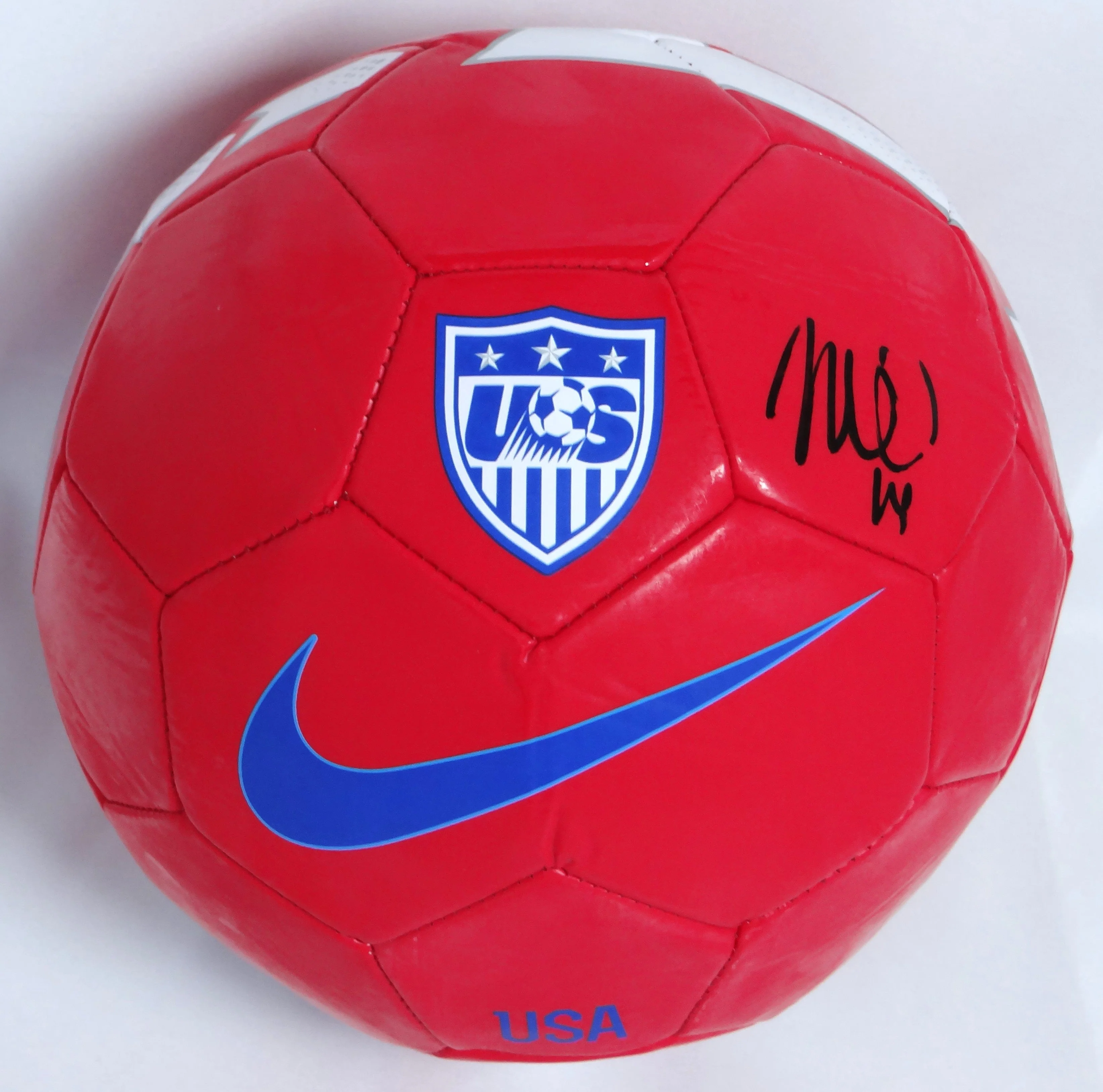 US Women's Autographed F/S Team USA Nike Soccer Ball w/ 9 Signatures- JSA W Auth - Image 3