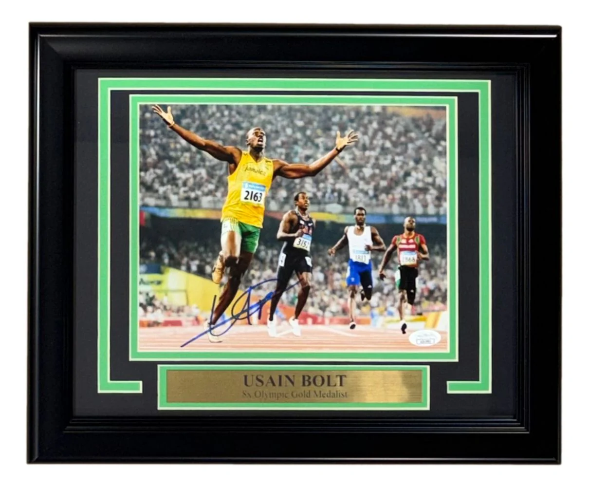 Usain Bolt Signed Framed 8x10 Olympic Track Legend Photo JSA AZ02983