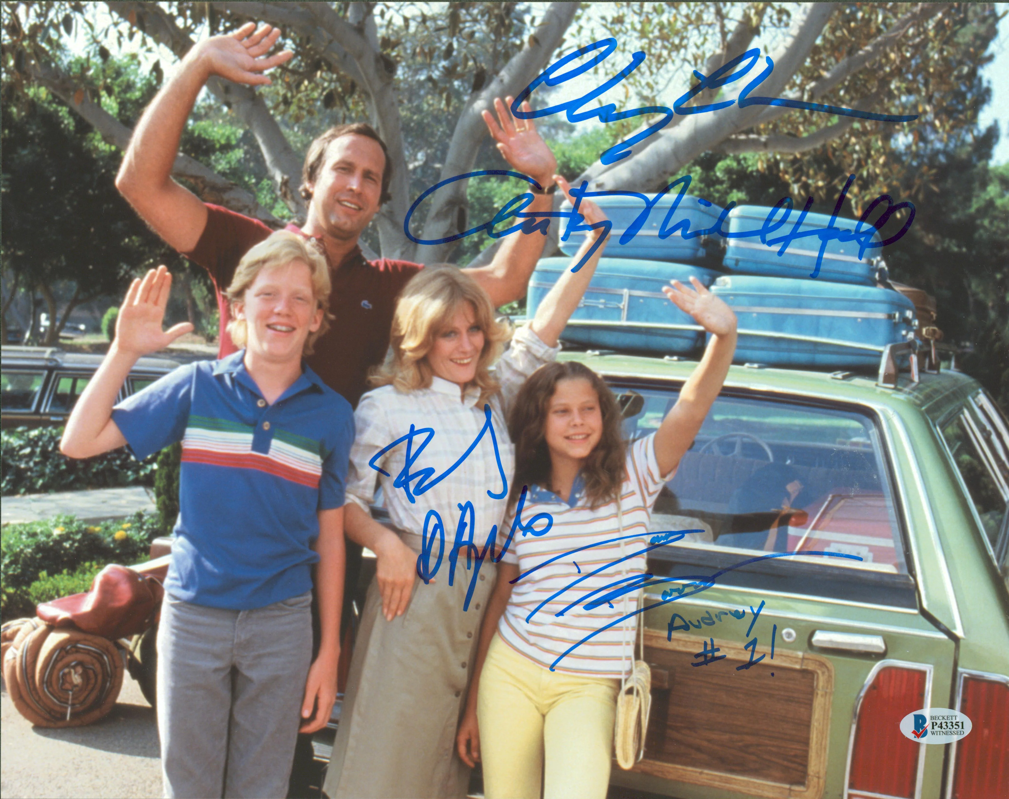 Vacation (4) Chase, D'Angelo, Hall & Barron Signed 11x14 Photo BAS Wit #P43351 - Image 2