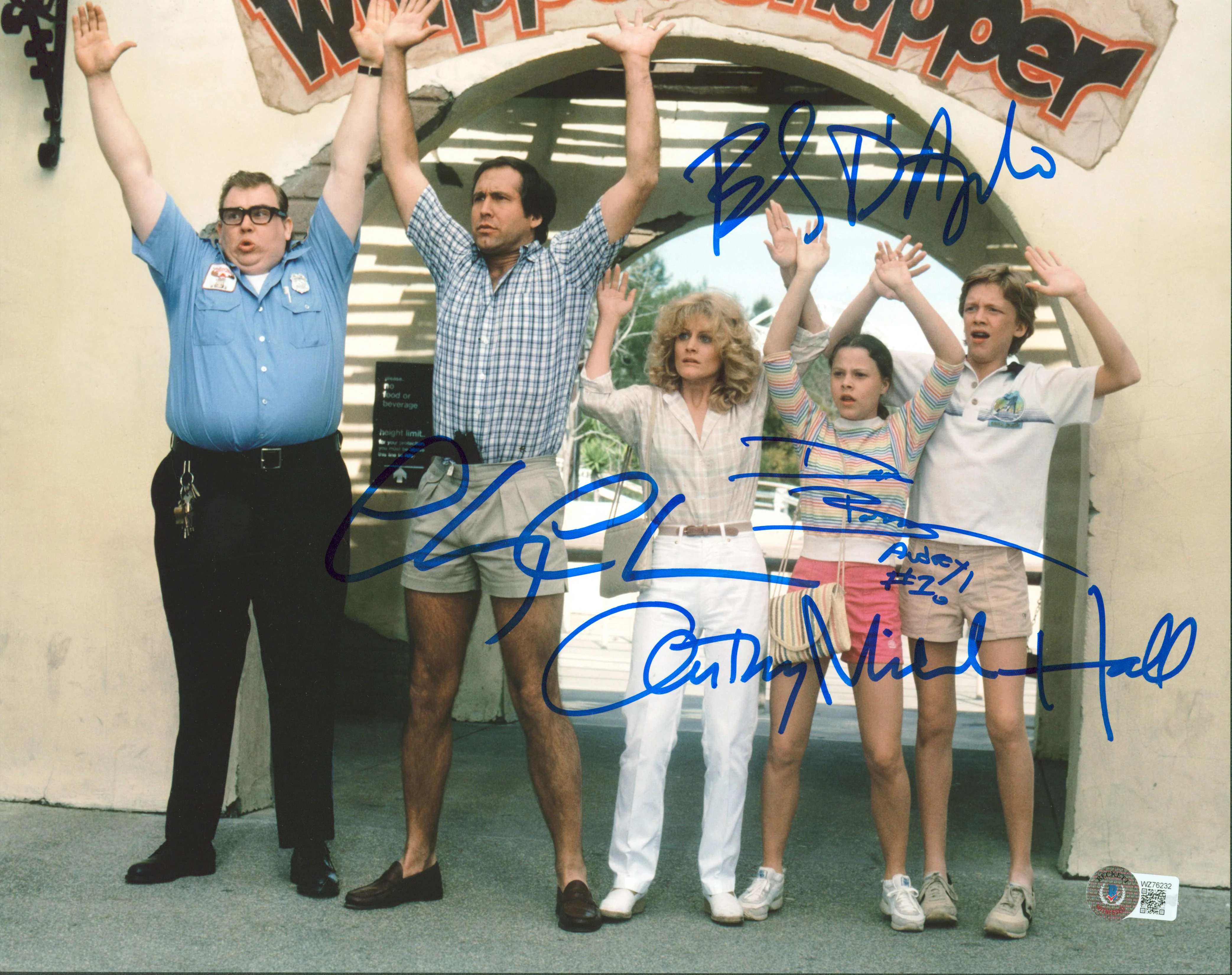 Vacation (4) Chase, D'Angelo, Hall & Barron Signed 11x14 Photo BAS Witnessed 8 - Image 2