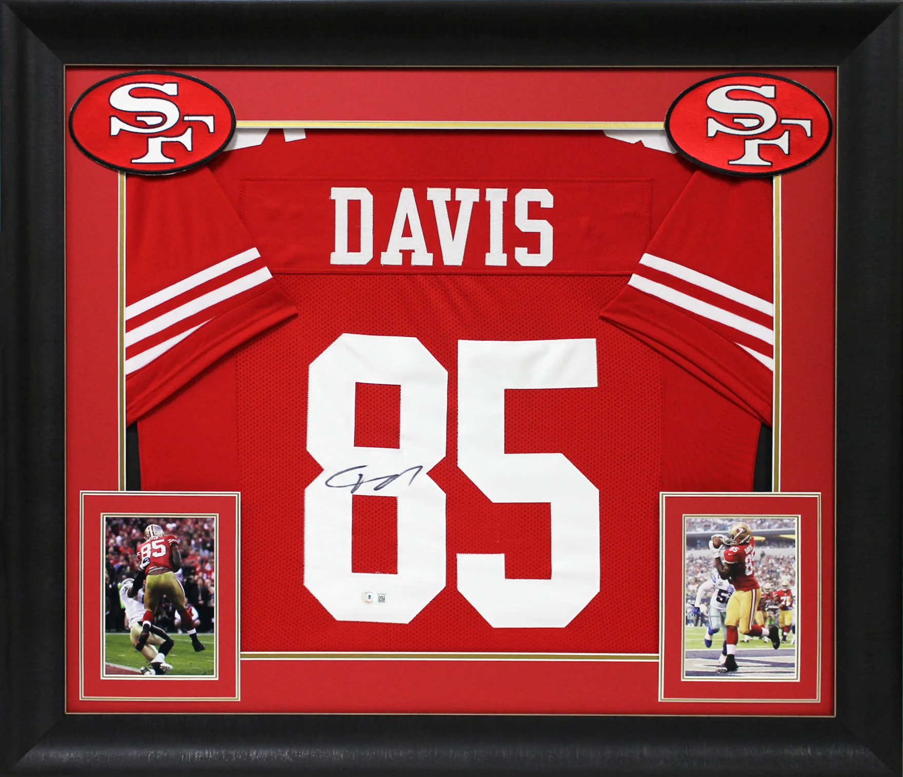 Vernon Davis Authentic Signed Red Pro Style Framed Jersey Autographed BAS Wit - Image 2