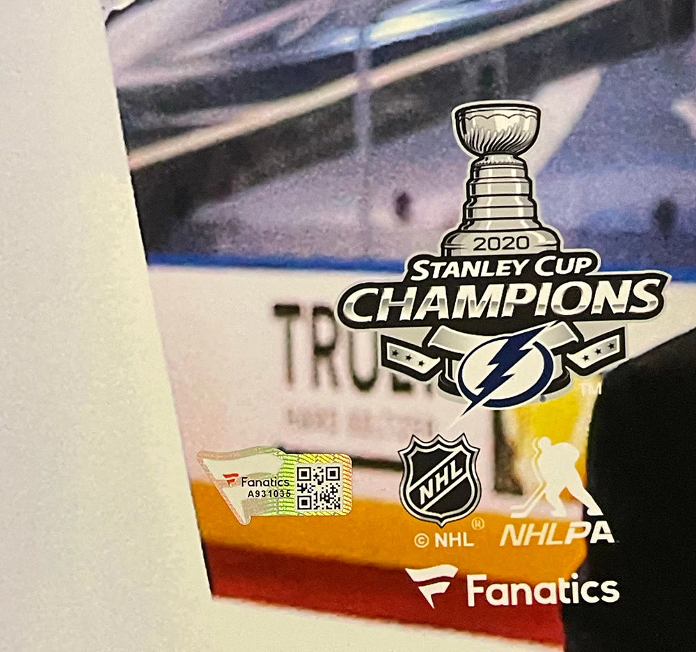 Victor Hedman Signed 16x20 Tampa Bay Lightning Trophy Photo Fanatics - Image 3