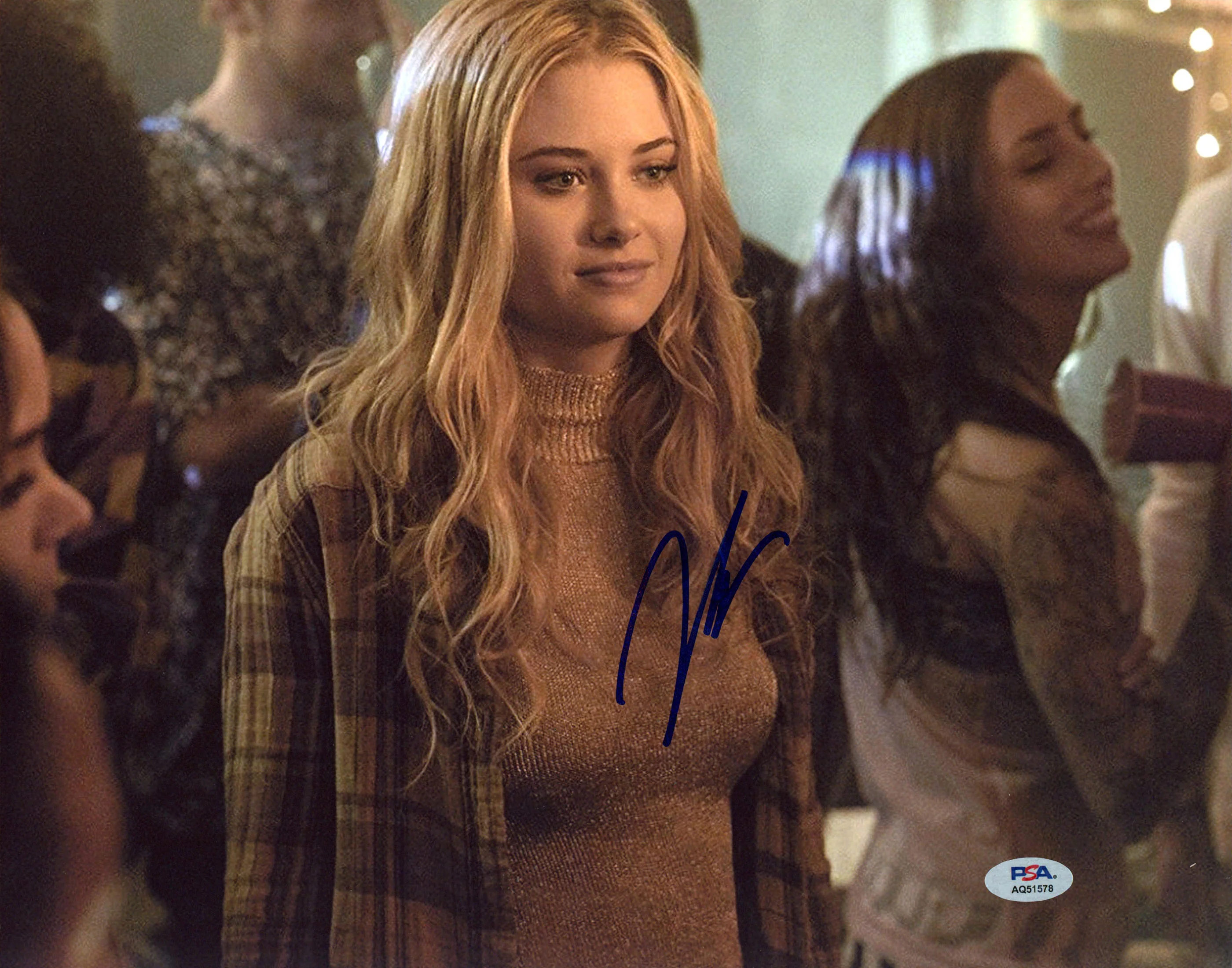 Virginia Gardner Marvel's Runaways Authentic Signed 11x14 Photo PSA/DNA #AQ51578 - Image 2