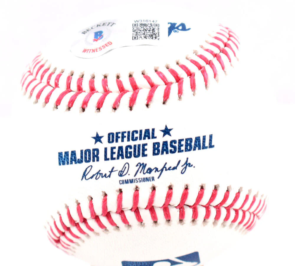 Wade Boggs Autographed Rawlings OML Baseball w/ HOF - Beckett W Hologram *Blue - Image 2