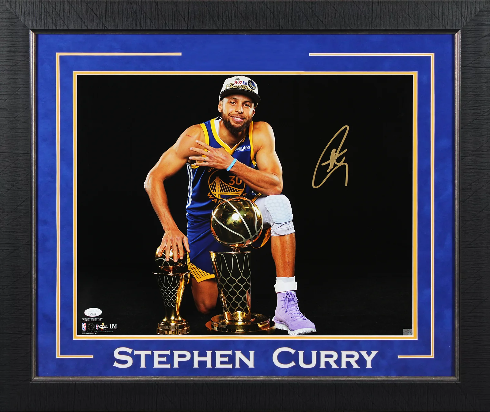 Warriors Stephen Curry Signed 16x20 Framed Horizontal Trophy Blackout Photo JSA - Image 2