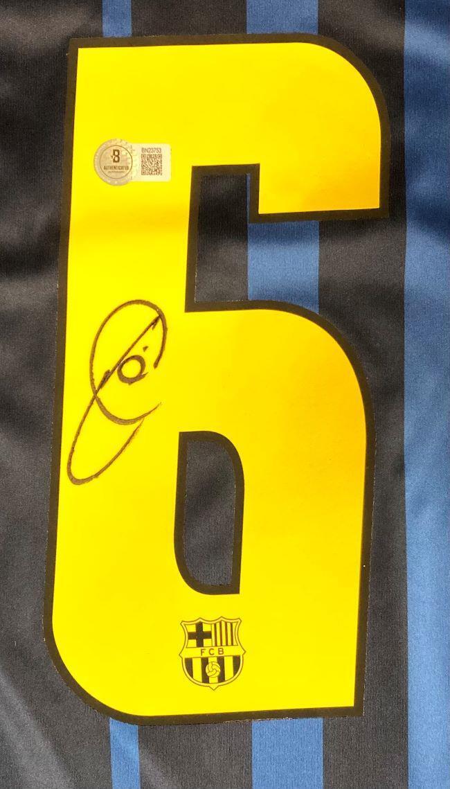 Xavi Signed Barcelona Nike Soccer Jersey BAS - Image 2