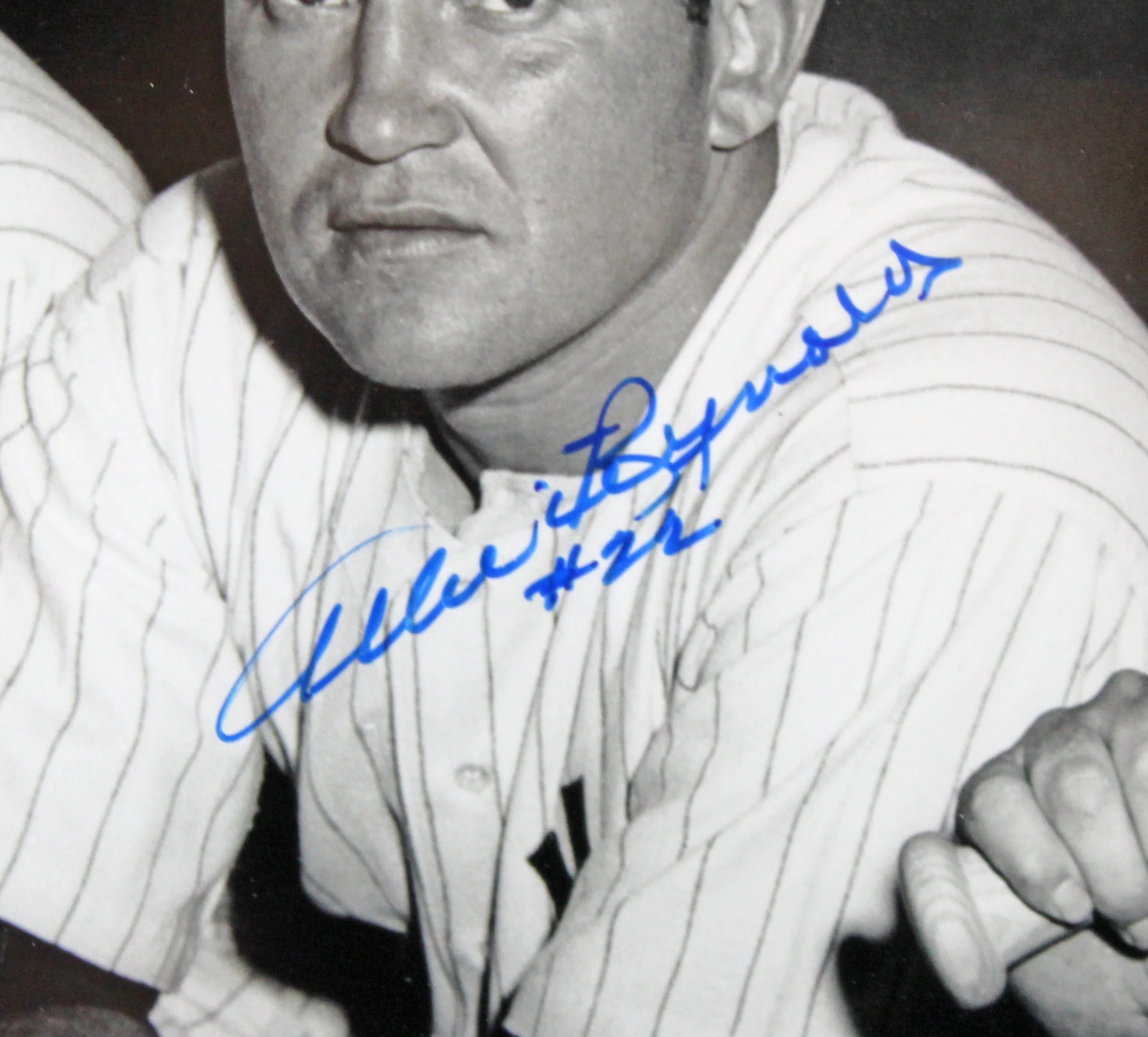 Yankees (3) Mantle, Reynolds & Mize Signed 16x20 Framed Photo BAS #A39330 - Image 5