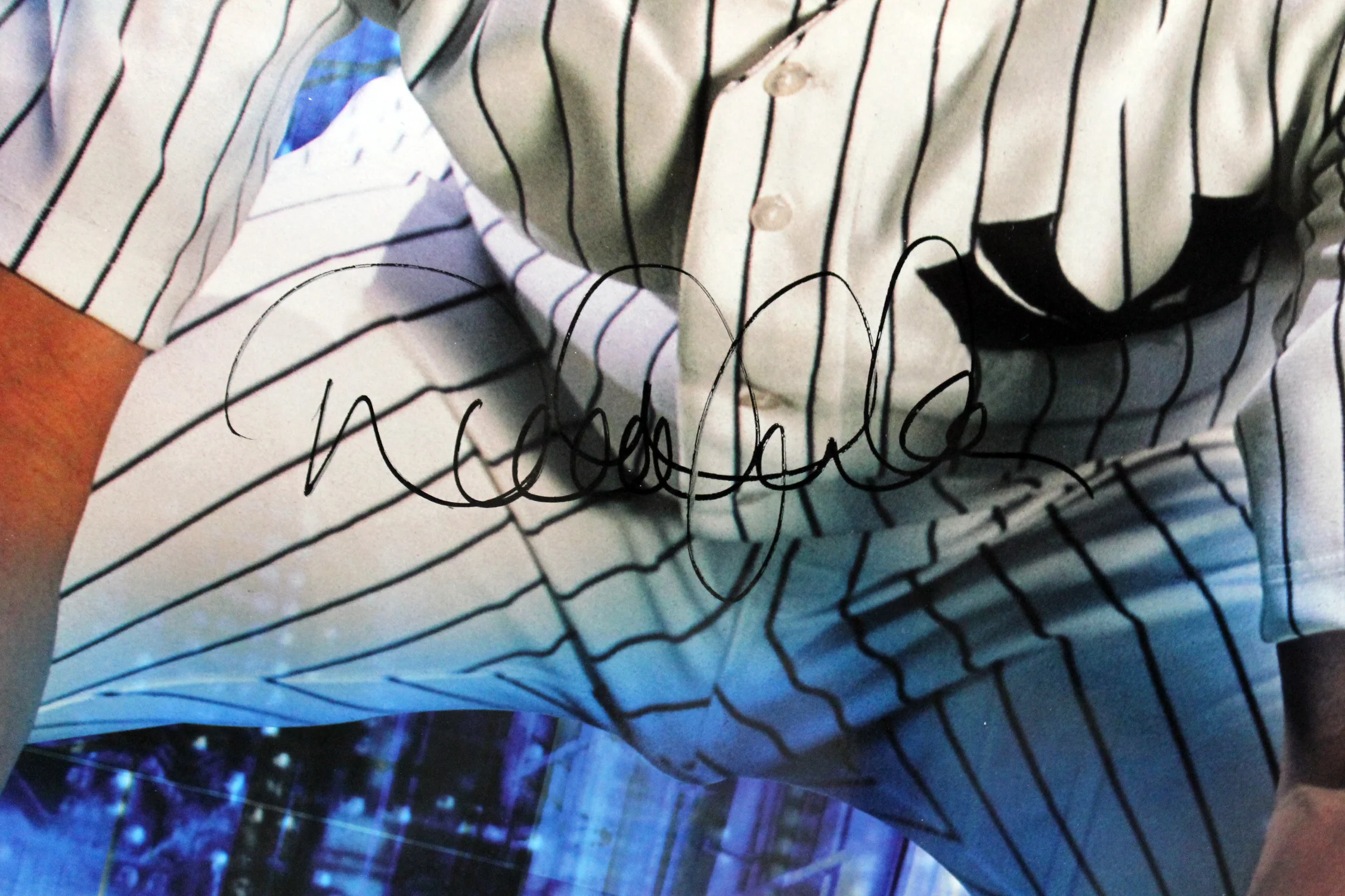 Yankees Derek Jeter Authentic Signed 24x36 Poster Autographed BAS #A10915 - Image 3