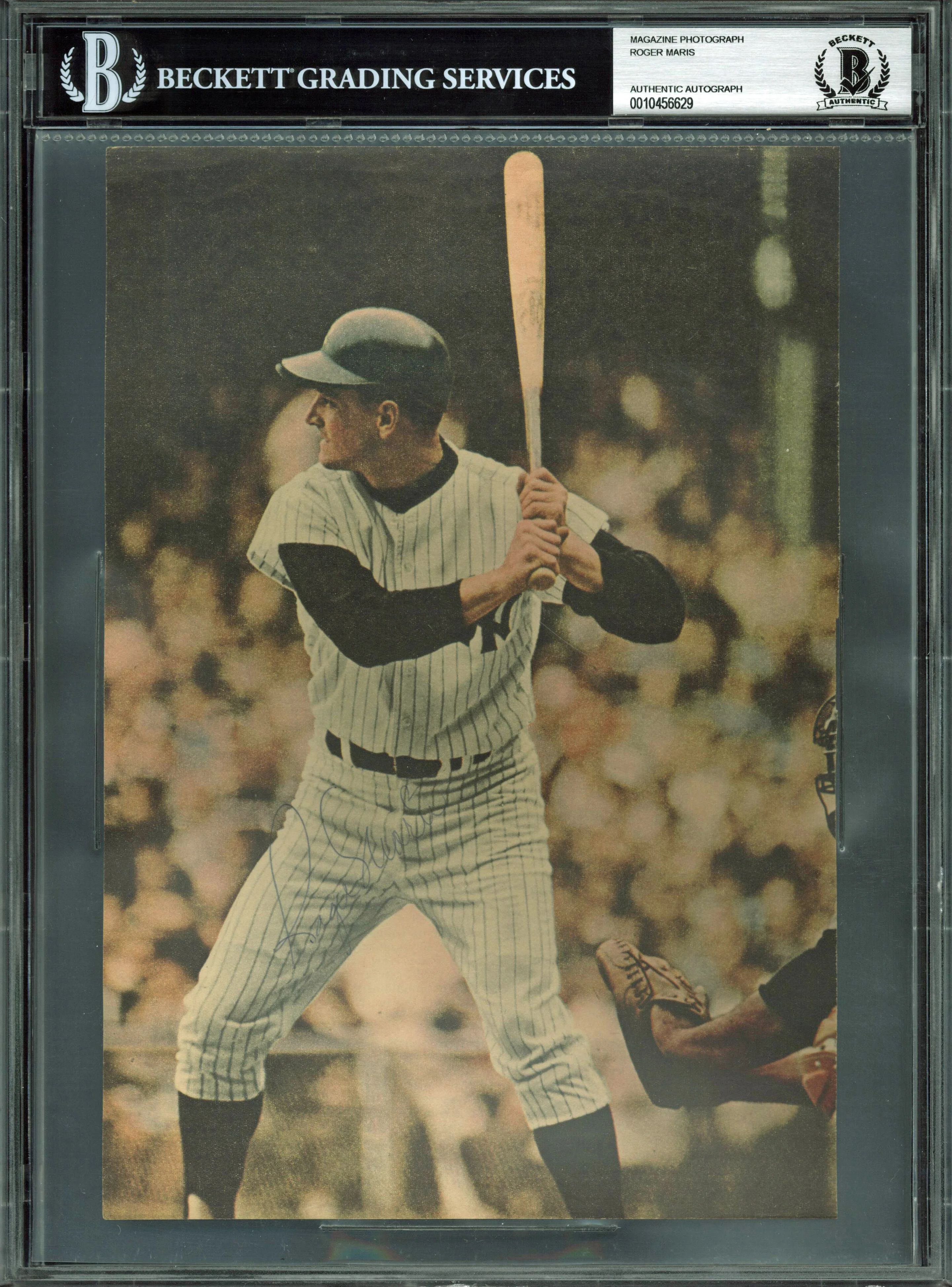 Yankees Roger Maris Authentic Signed 7.5x11 Magazine Page Photograph BAS Slabbed - Image 2