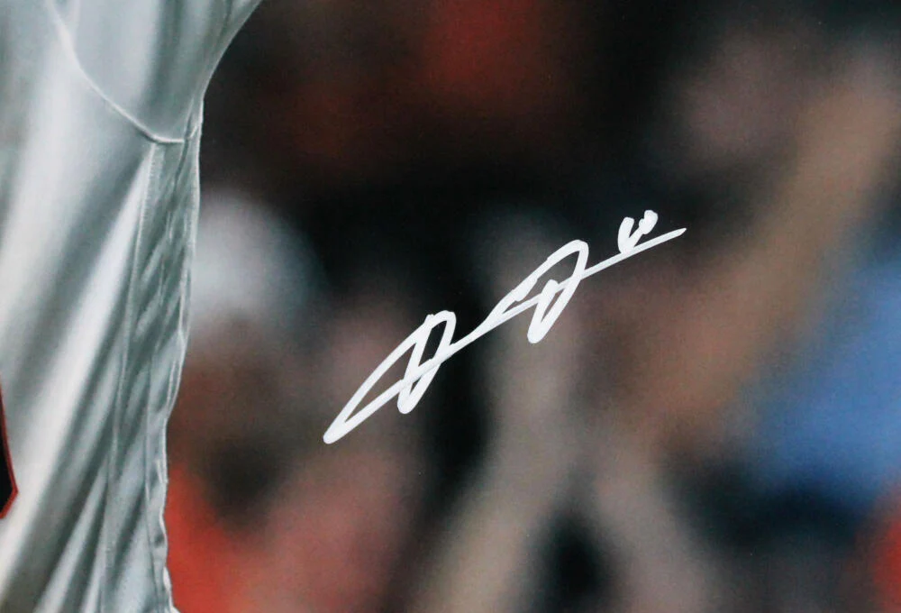 Yuli Gurriel Autographed Houston Astros 16X20 High Five Photo-JSA W *White - Image 2